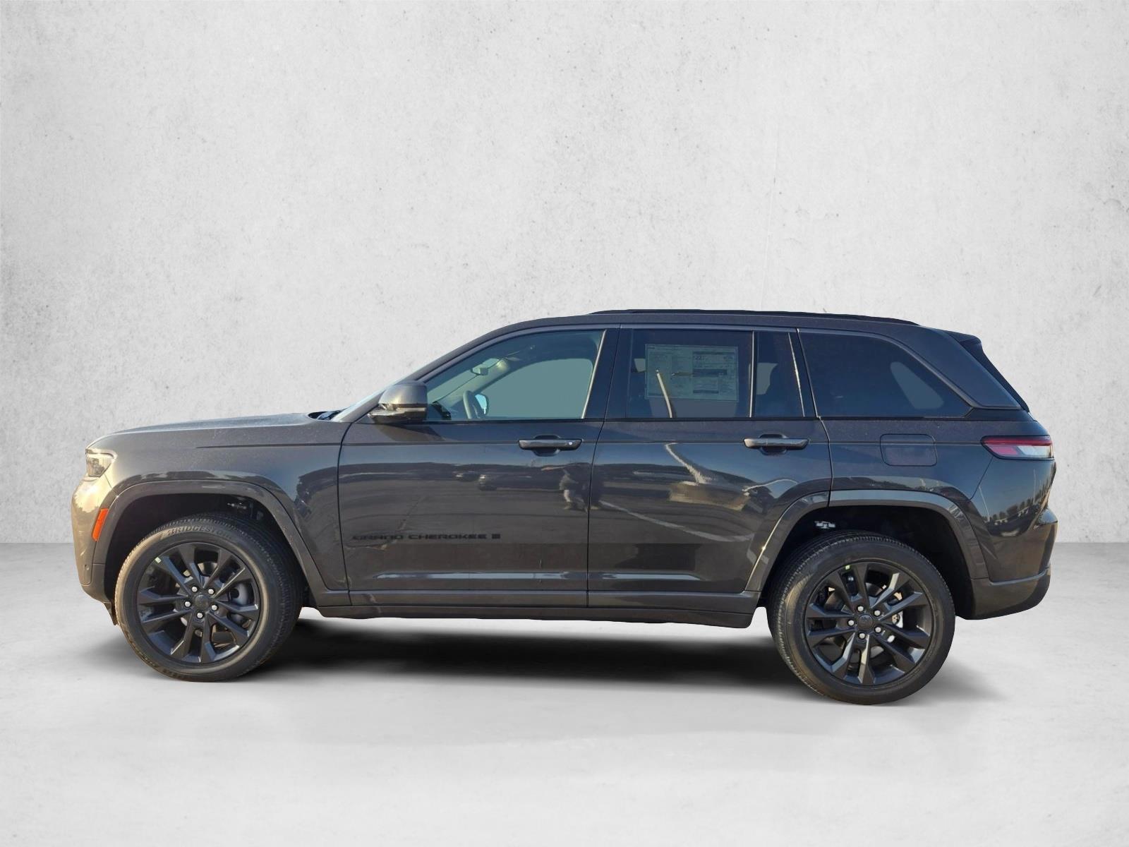 Thumbnail: 2026 Jeep Grand Cherokee - 2
