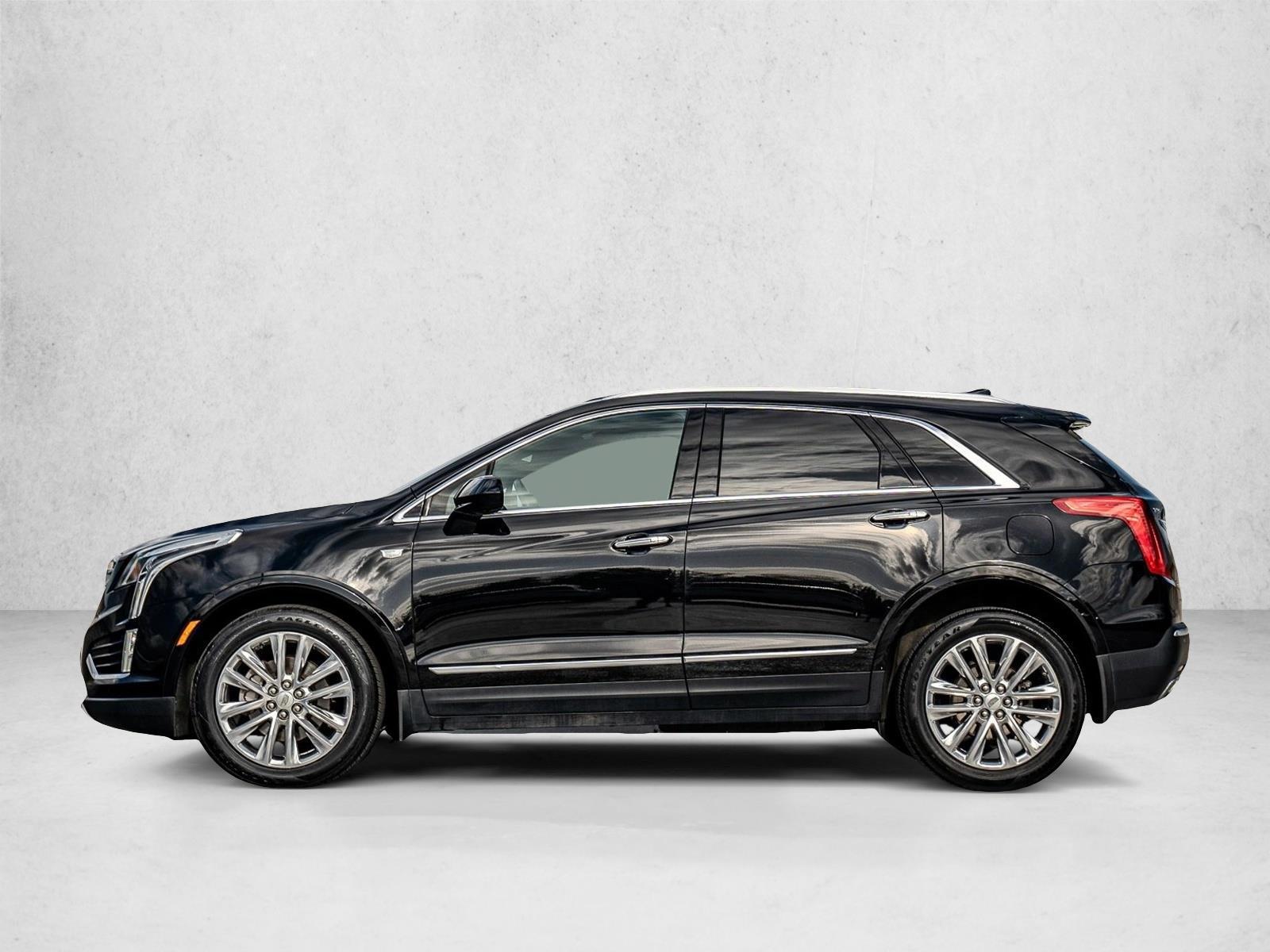 Thumbnail: 2017 Cadillac XT5 - 2