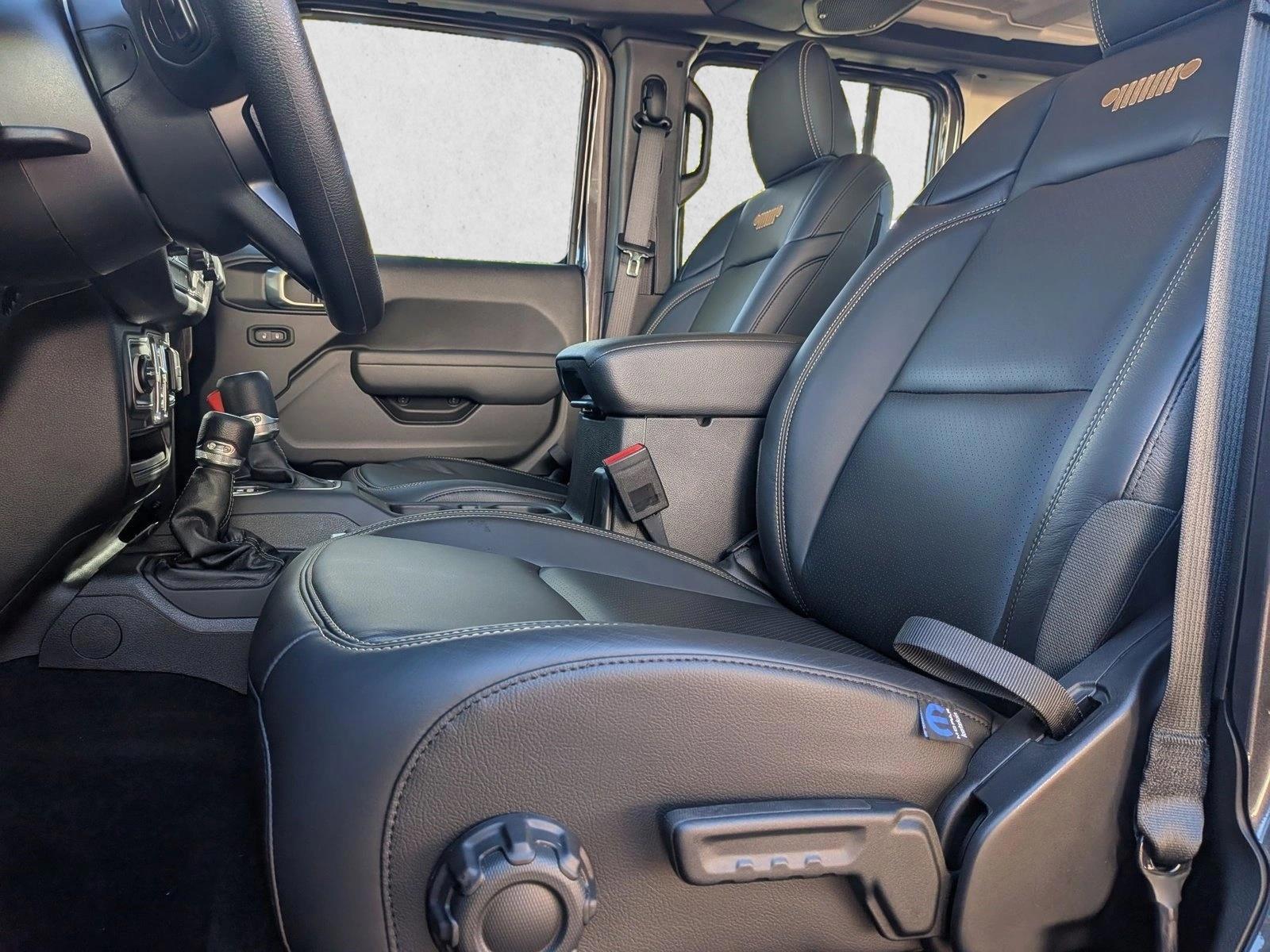 Thumbnail: 2026 Jeep Wrangler - 5