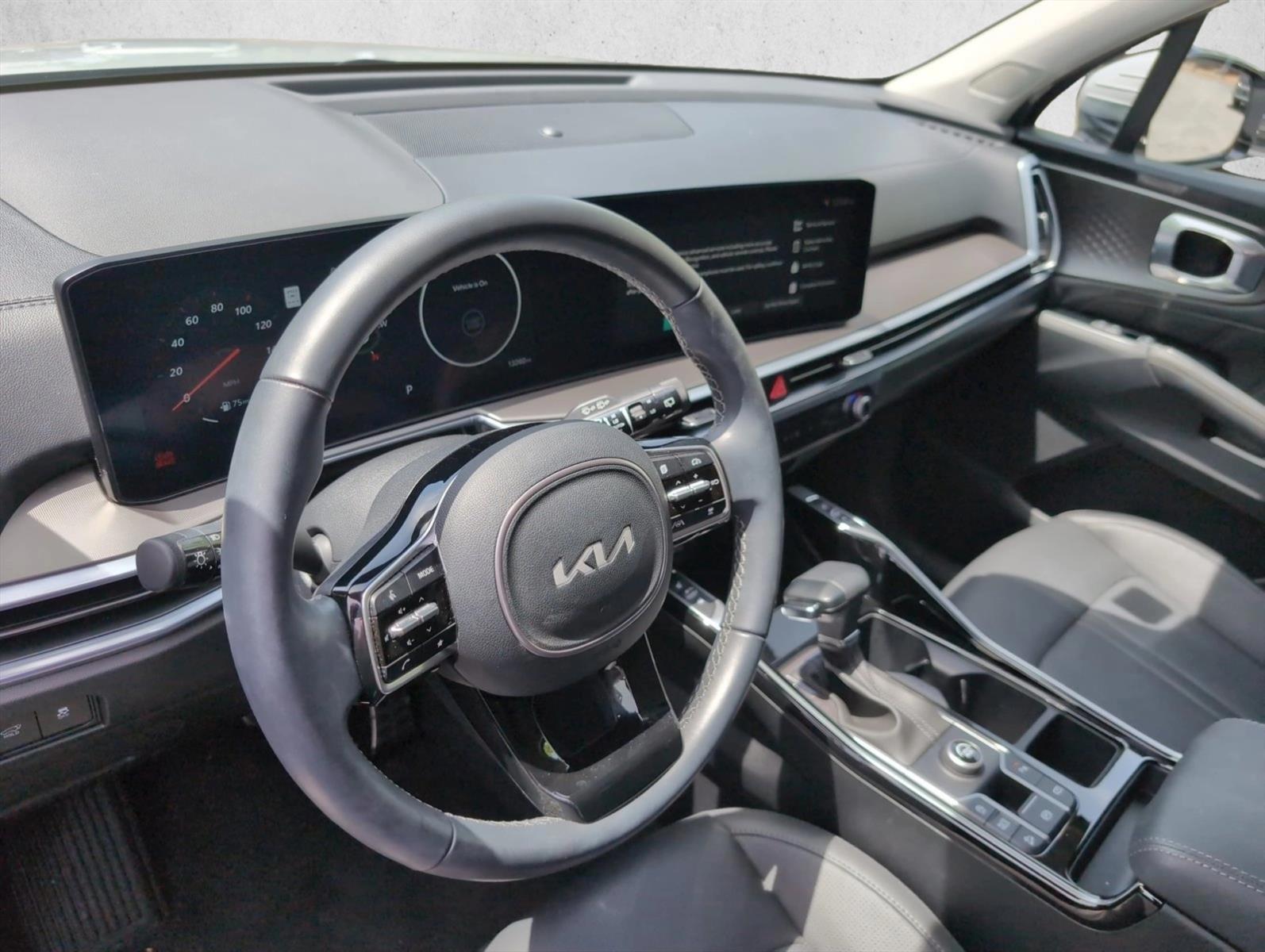 Thumbnail: 2024 Kia Sorento - 2