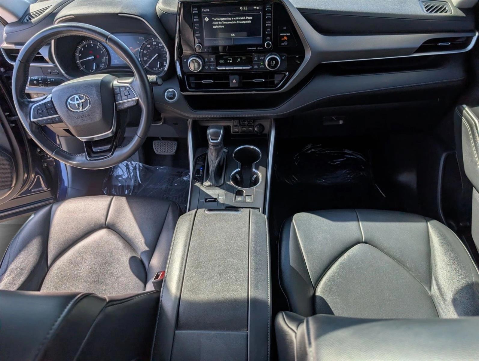 Thumbnail: 2021 Toyota Highlander - 2