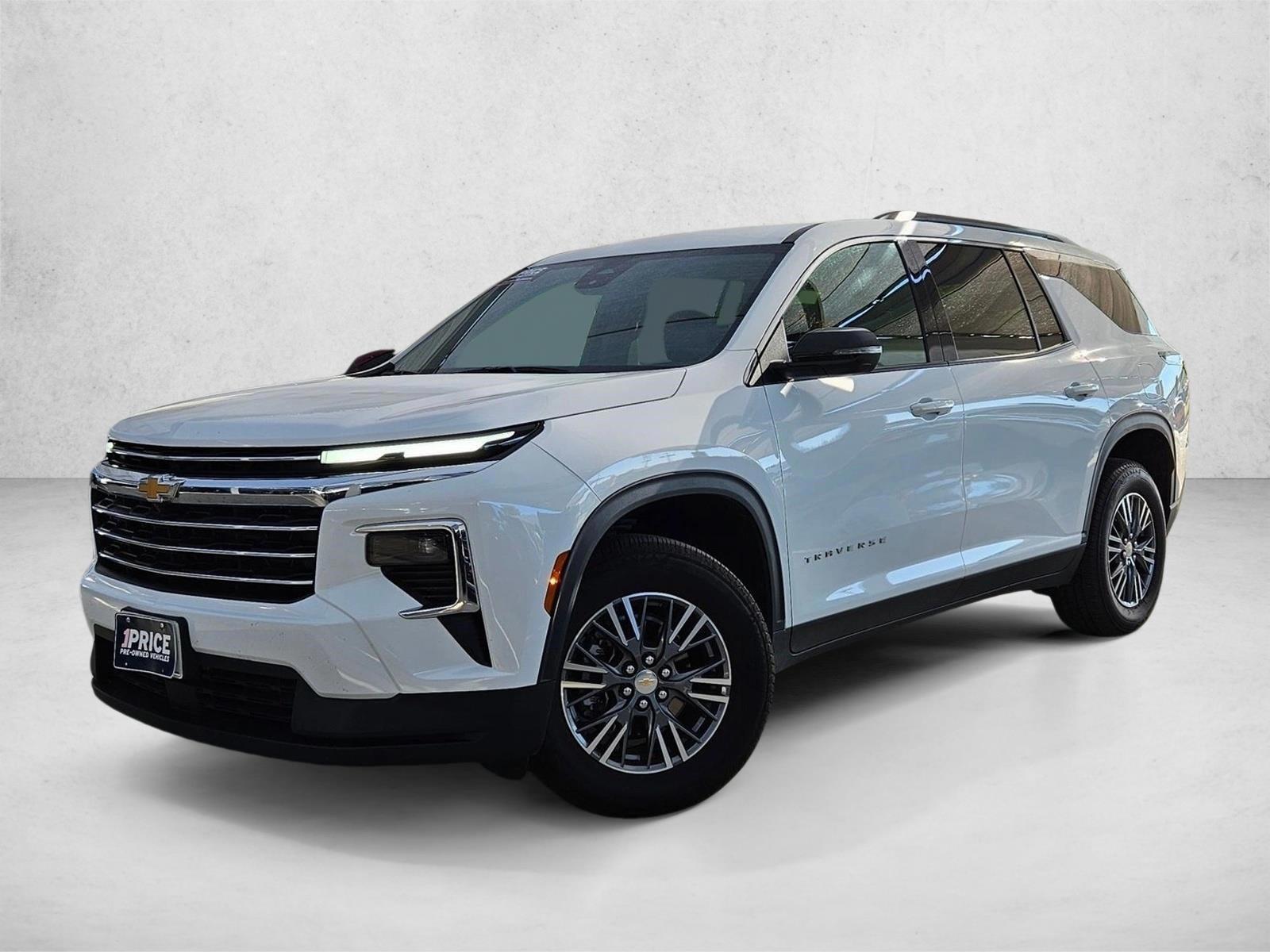 Thumbnail: 2026 Chevrolet Traverse - 1
