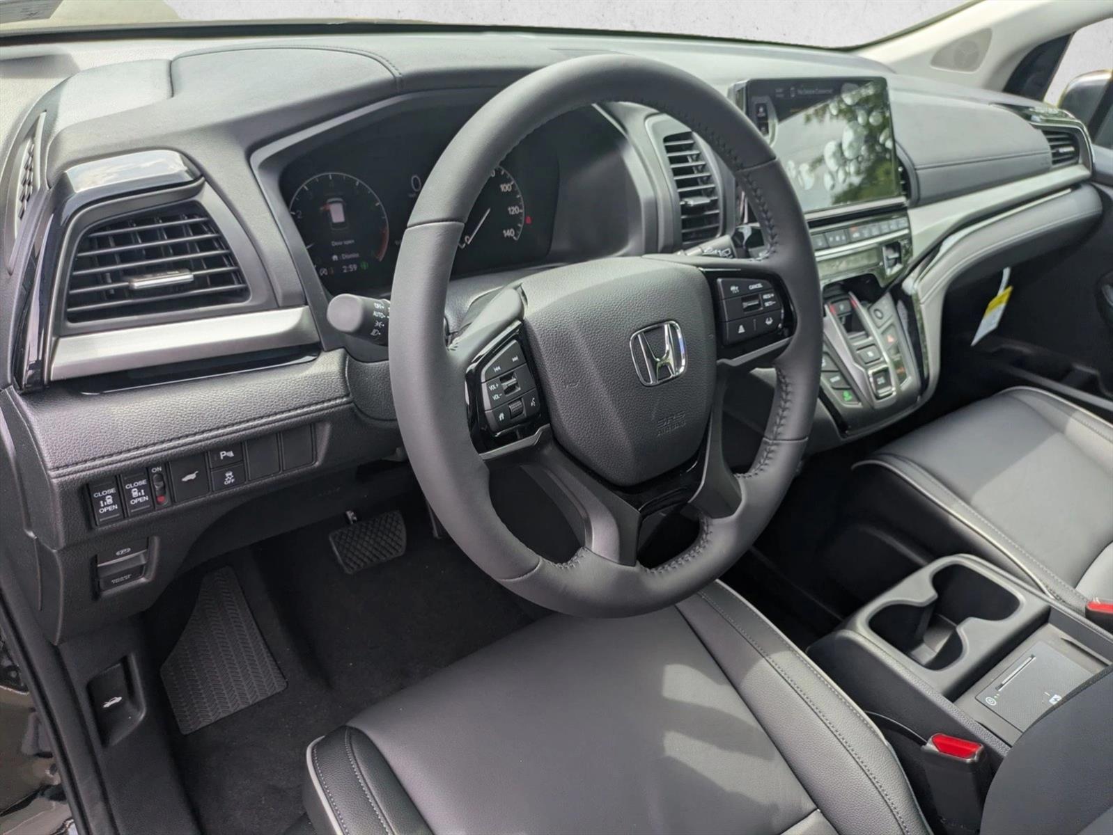 Thumbnail: 2026 Honda Odyssey - 3