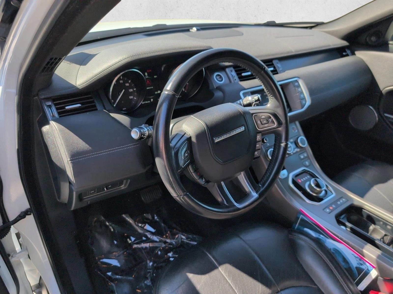 Thumbnail: 2018 Land Rover Range Rover Evoque - 3