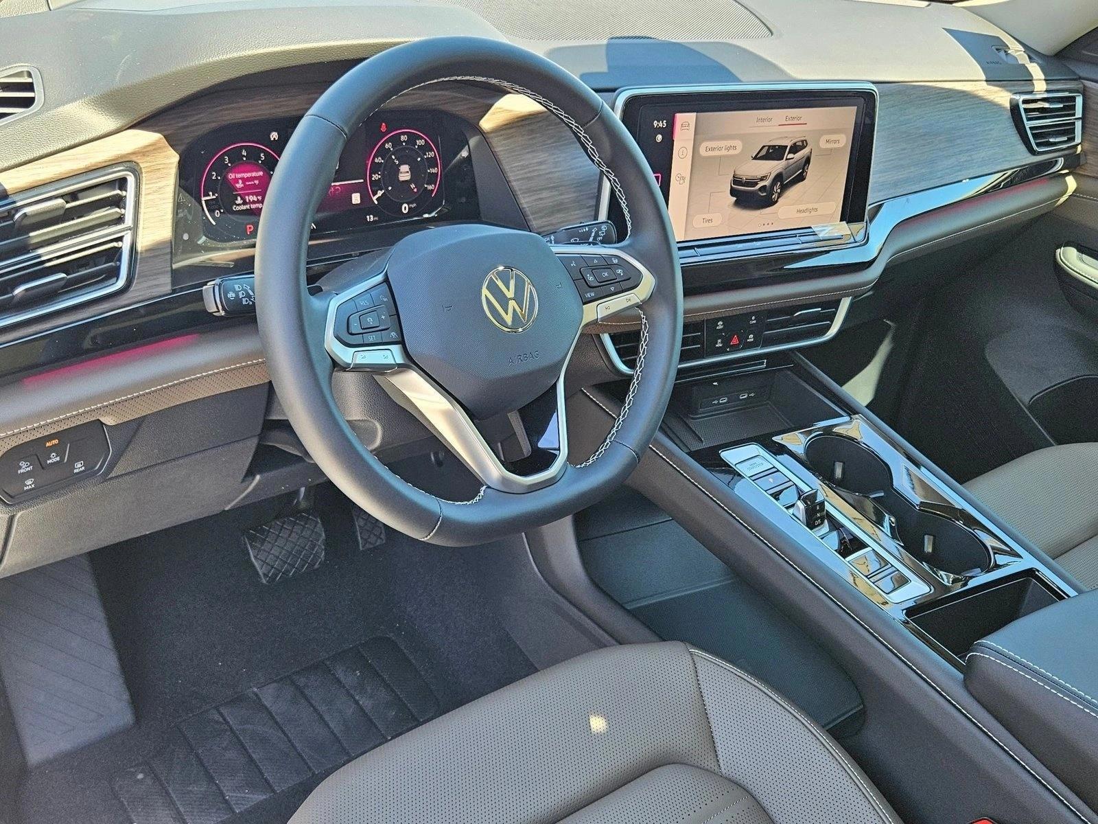 Thumbnail: 2026 Volkswagen Atlas - 3