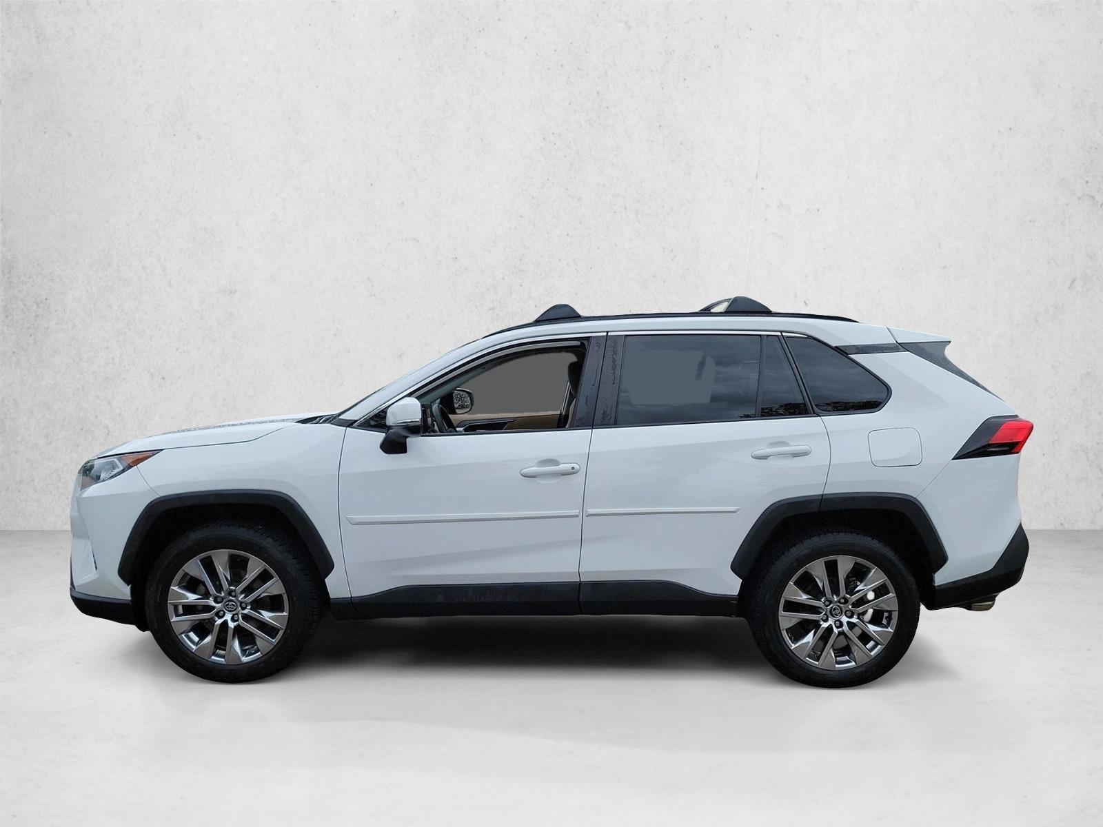 Thumbnail: 2020 Toyota RAV4 - 2
