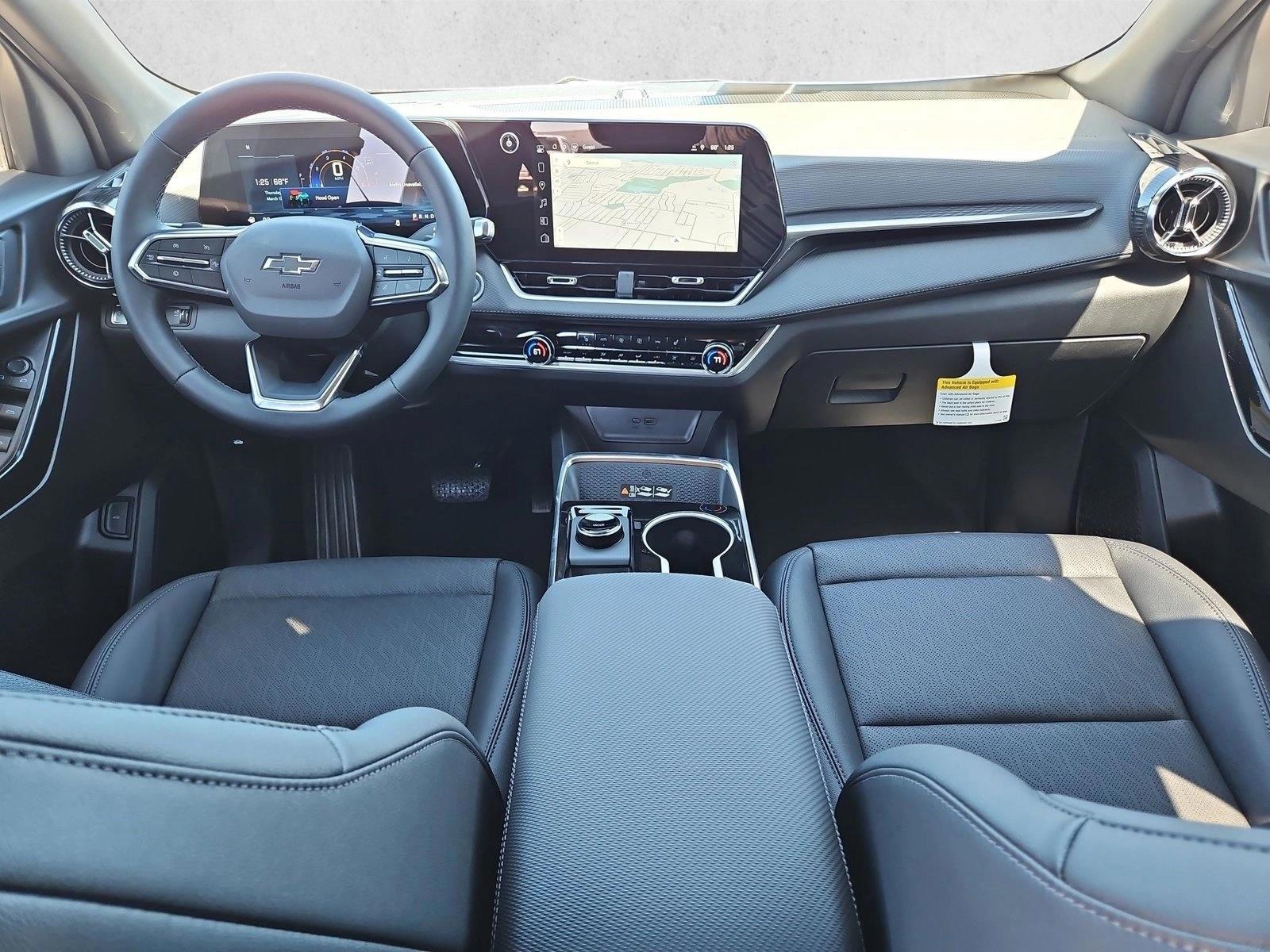 Thumbnail: 2026 Chevrolet Equinox - 3