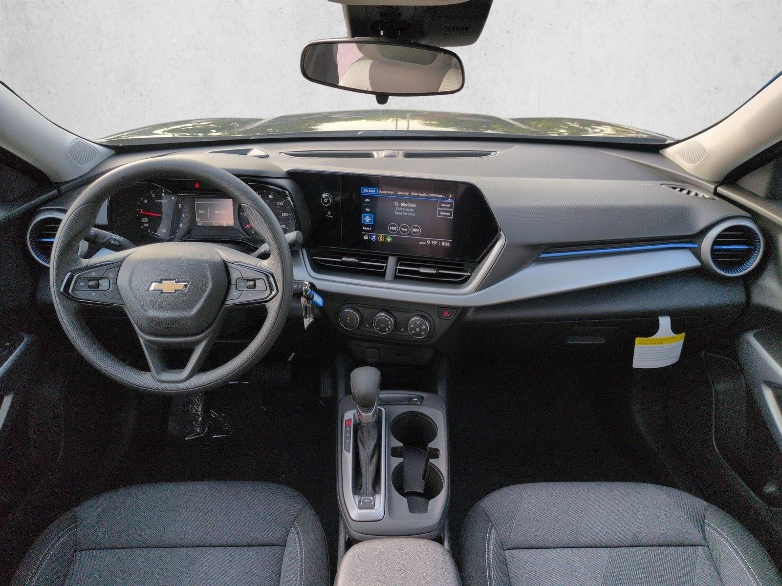 Thumbnail: 2026 Chevrolet Trax - 3
