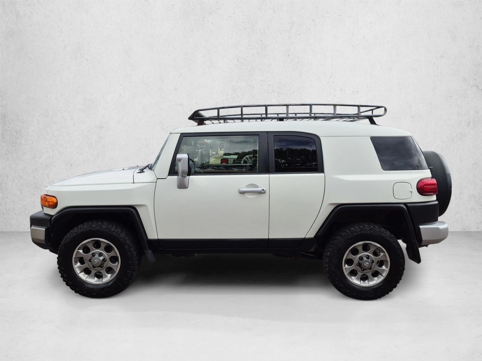 Thumbnail: 2013 Toyota FJ Cruiser - 2