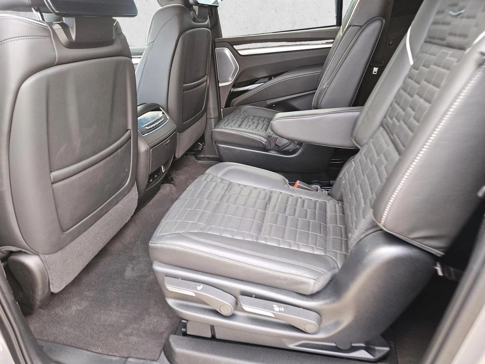2025 Cadillac Escalade ESV Sport Platinum - Photo 9