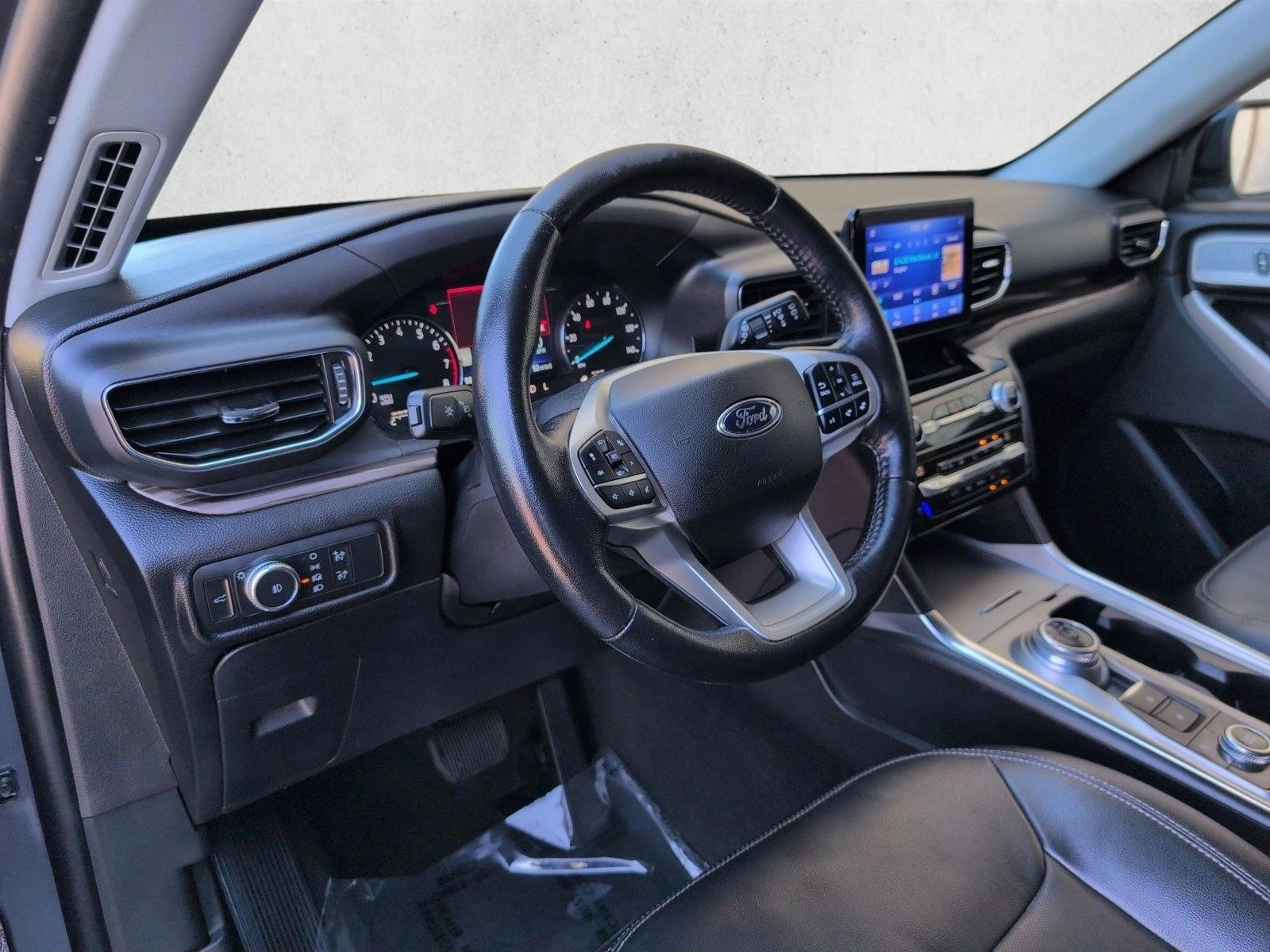 Thumbnail: 2021 Ford Explorer - 3