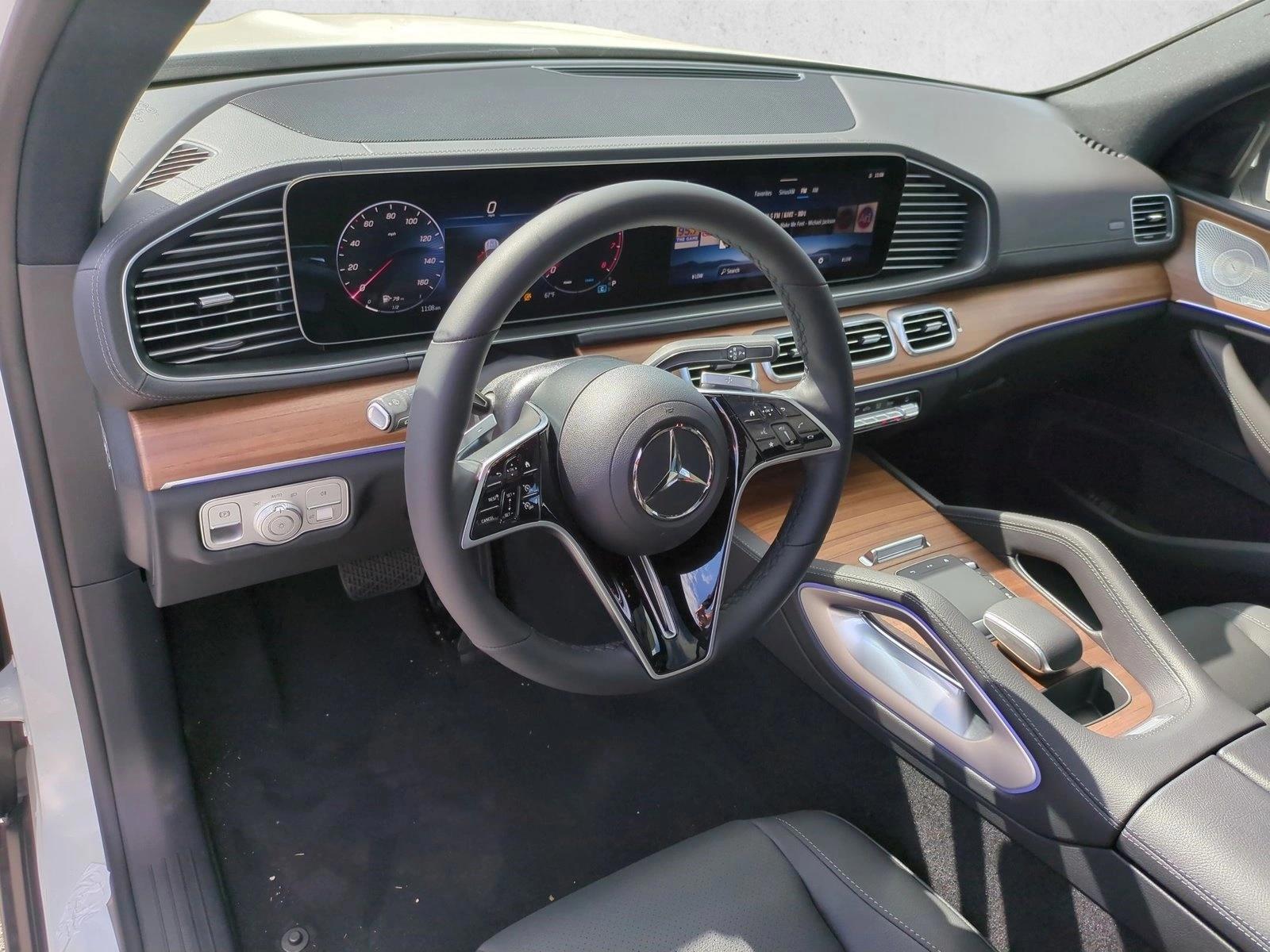 Thumbnail: 2026 Mercedes-Benz GLE - 3