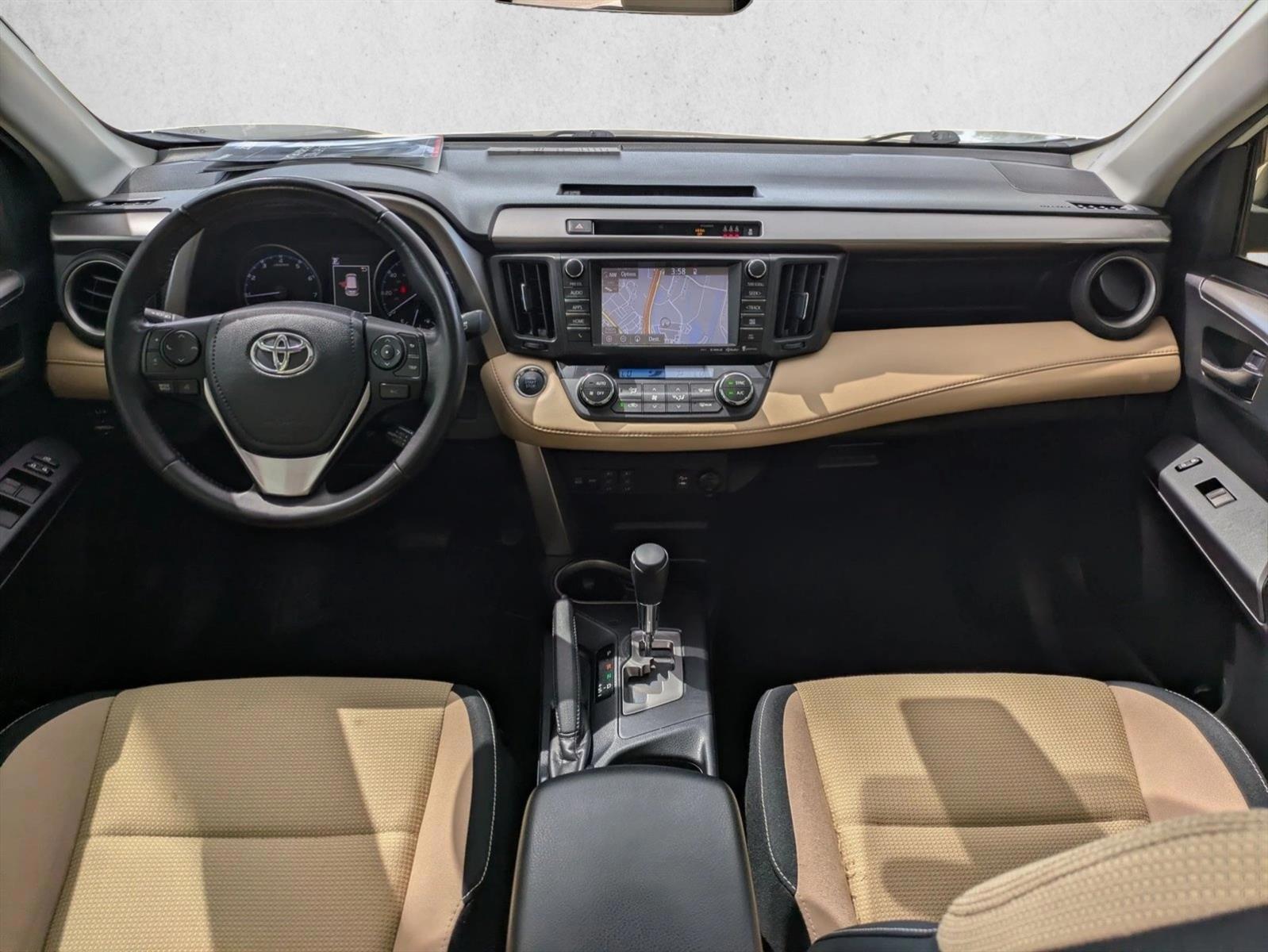Thumbnail: 2018 Toyota RAV4 - 4