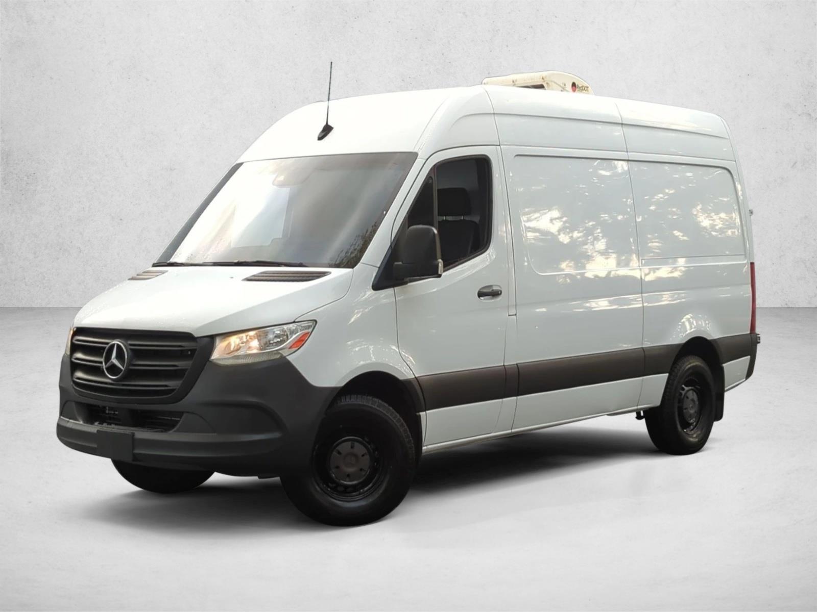 Thumbnail: 2020 Mercedes-Benz Sprinter - 1