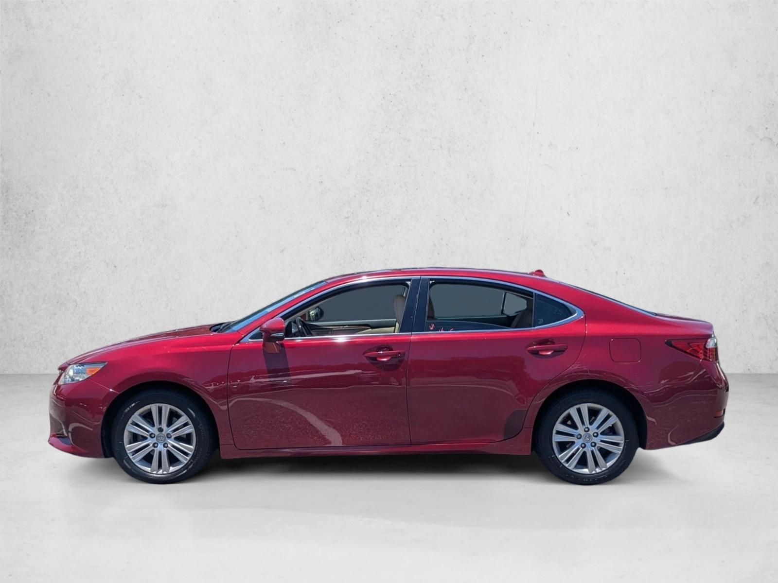 Thumbnail: 2014 Lexus ES - 2