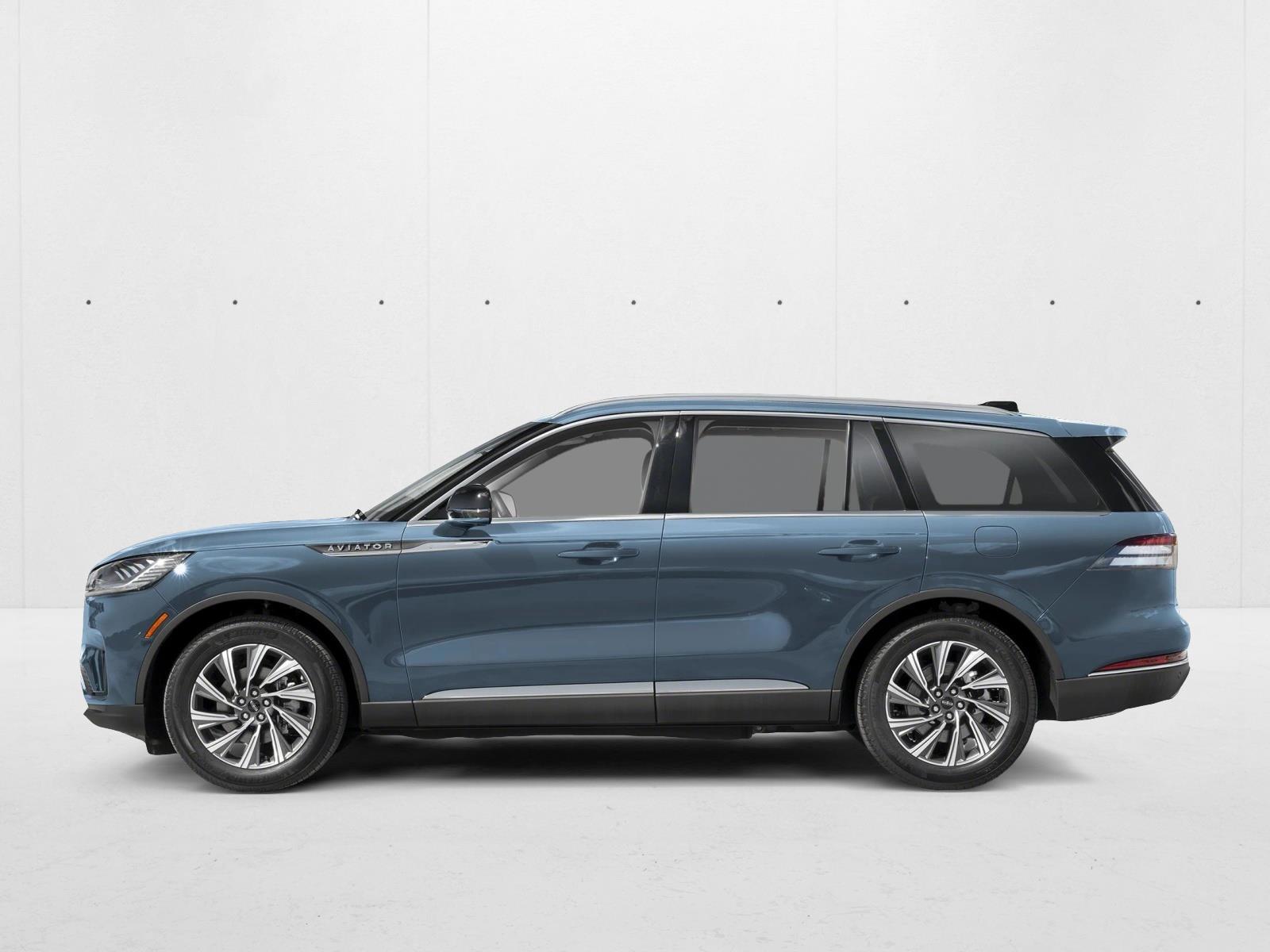Thumbnail: 2026 Lincoln Aviator - 2