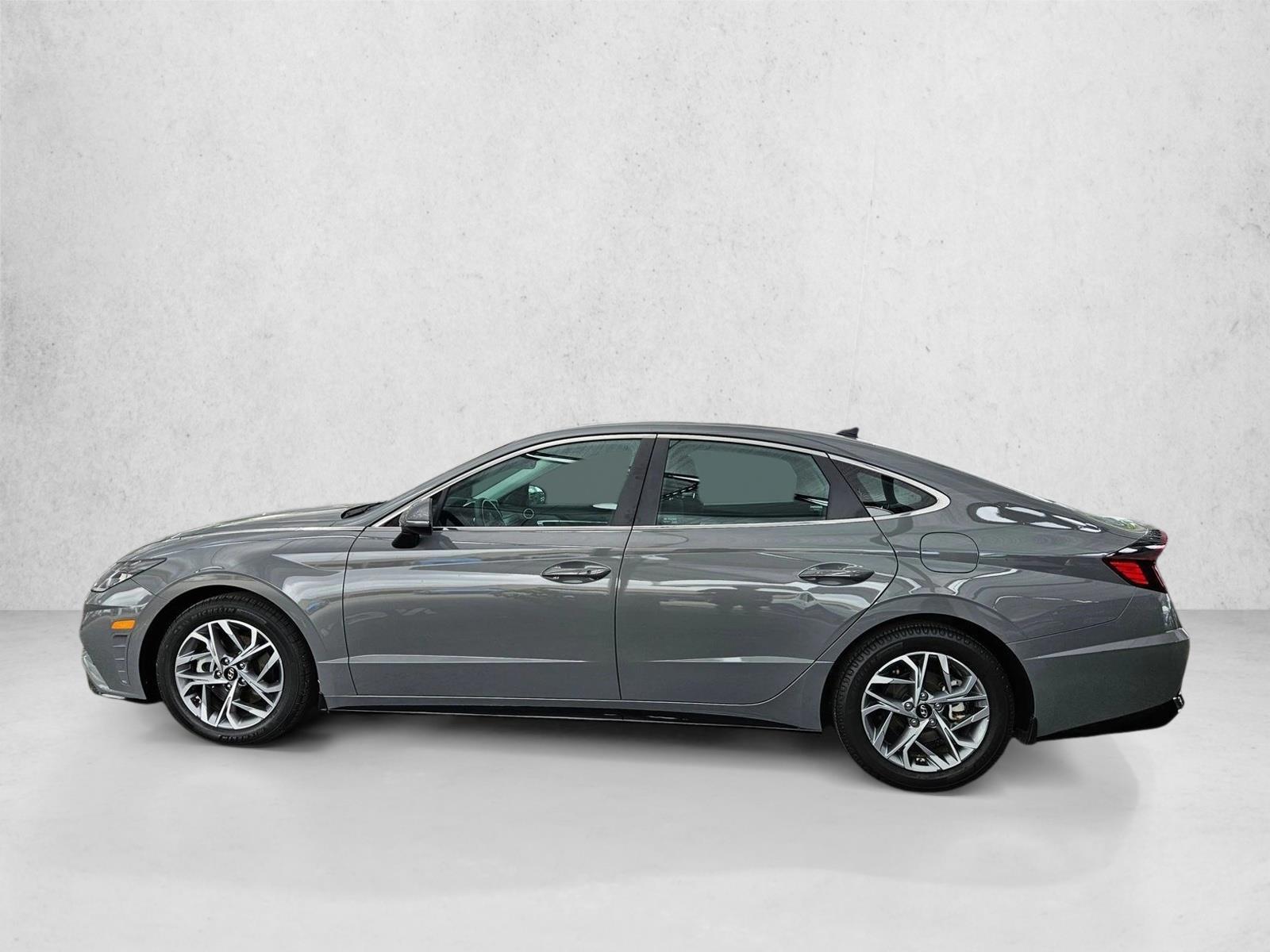 Thumbnail: 2023 Hyundai Sonata - 2
