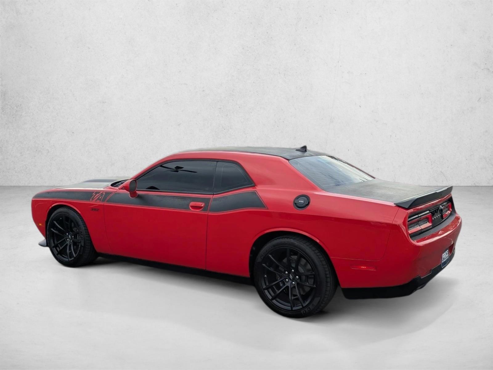 2022 Dodge Challenger R/T - Photo 8