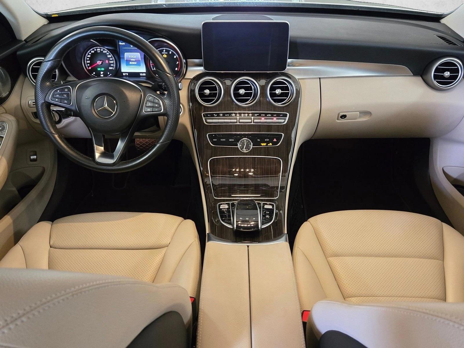 Thumbnail: 2015 Mercedes-Benz C-Class - 4