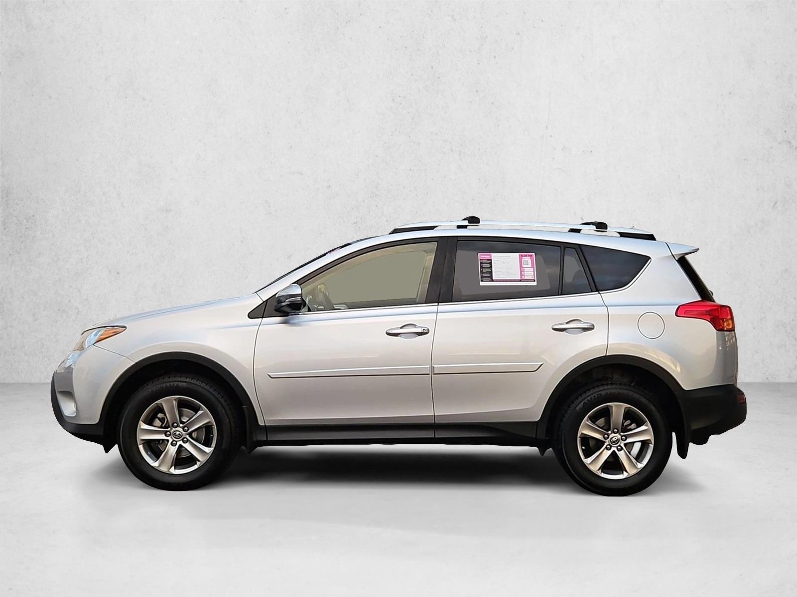 Thumbnail: 2015 Toyota RAV4 - 2