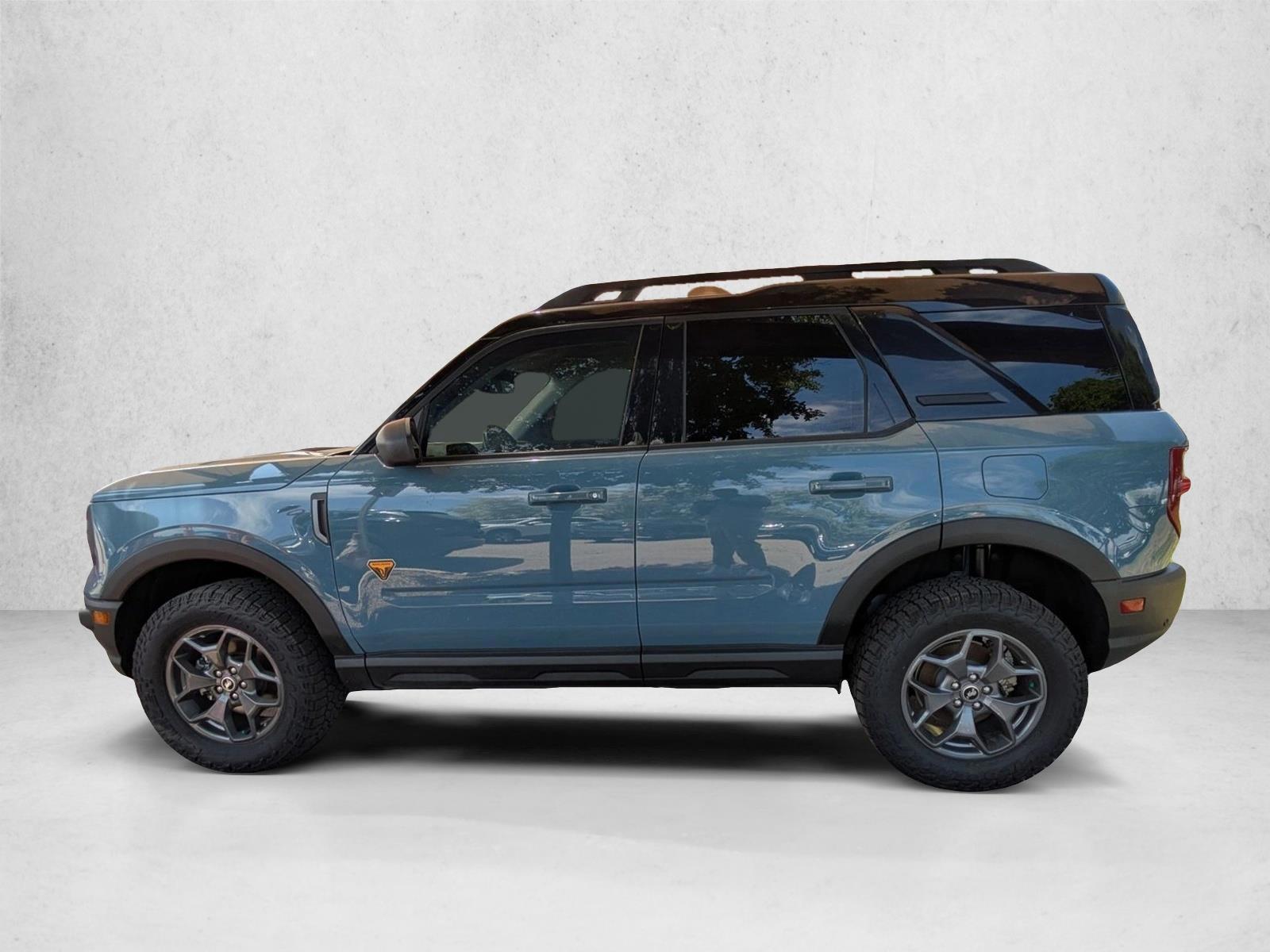 Thumbnail: 2022 Ford Bronco Sport - 2