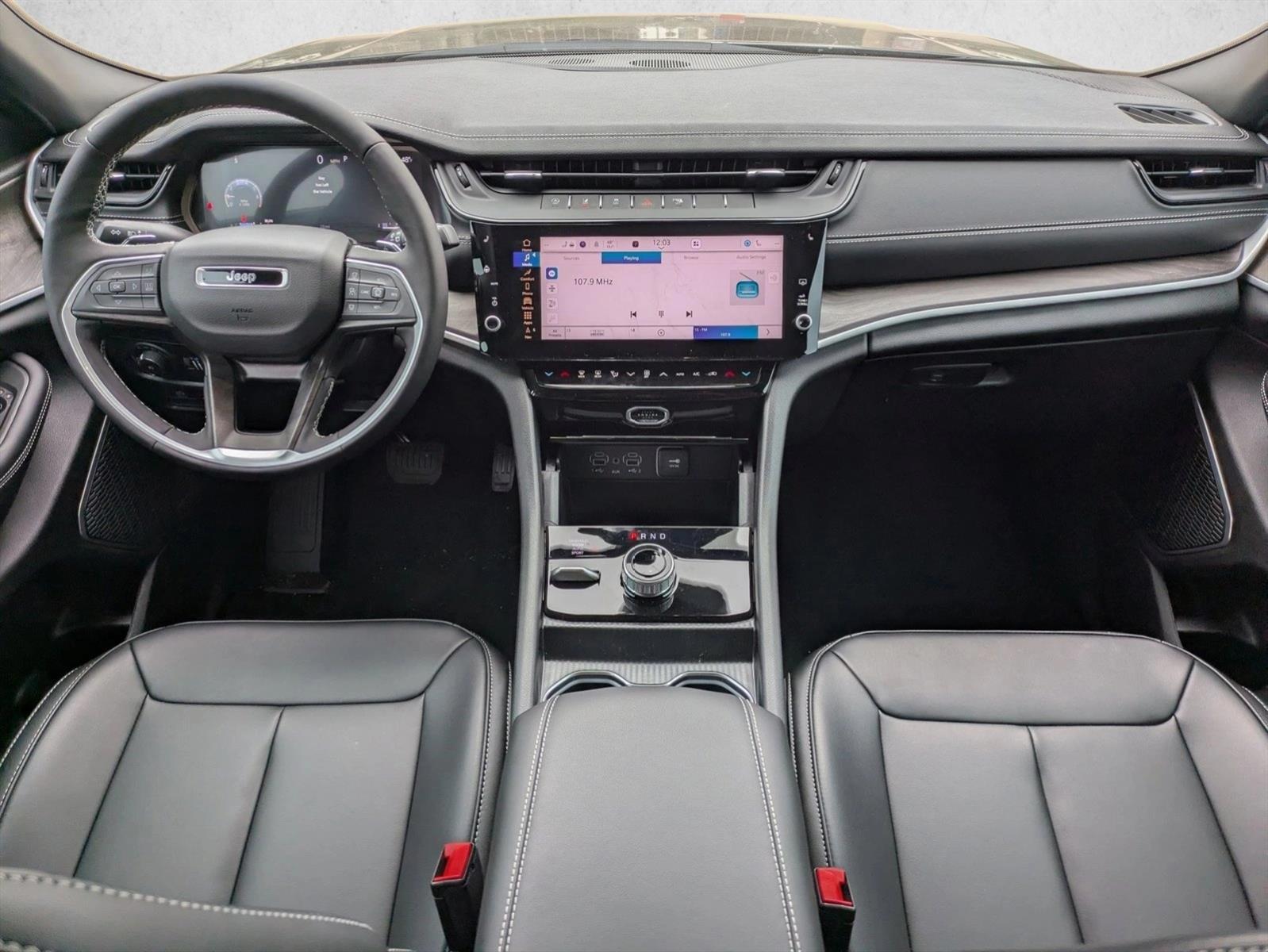 Thumbnail: 2026 Jeep Grand Cherokee - 3