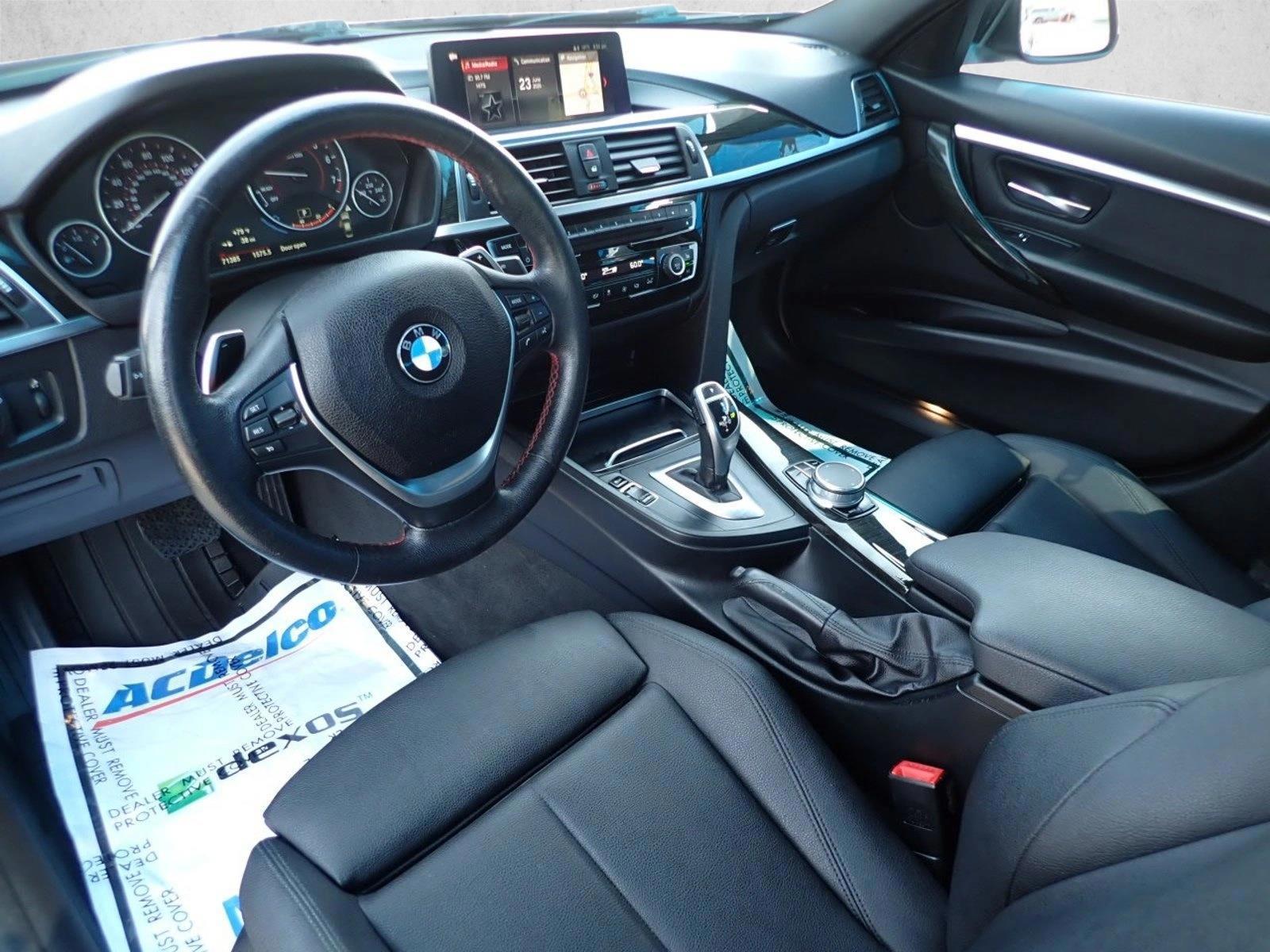 Thumbnail: 2018 BMW 3 Series - 3