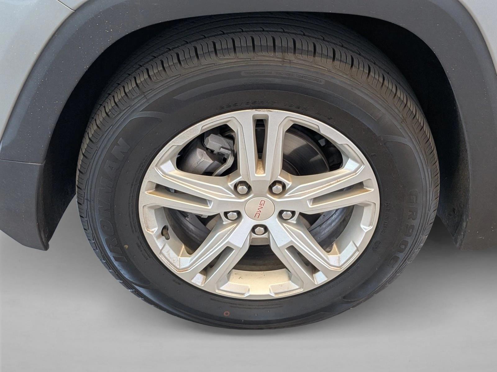 2024 GMC Terrain SLE - Photo 29
