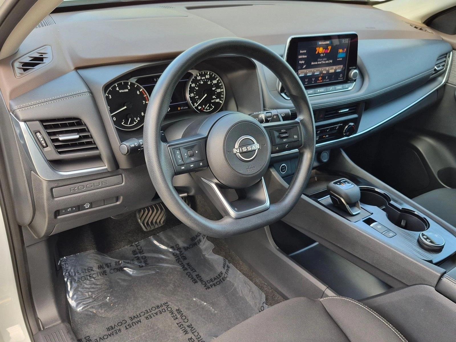 Thumbnail: 2023 Nissan Rogue - 3