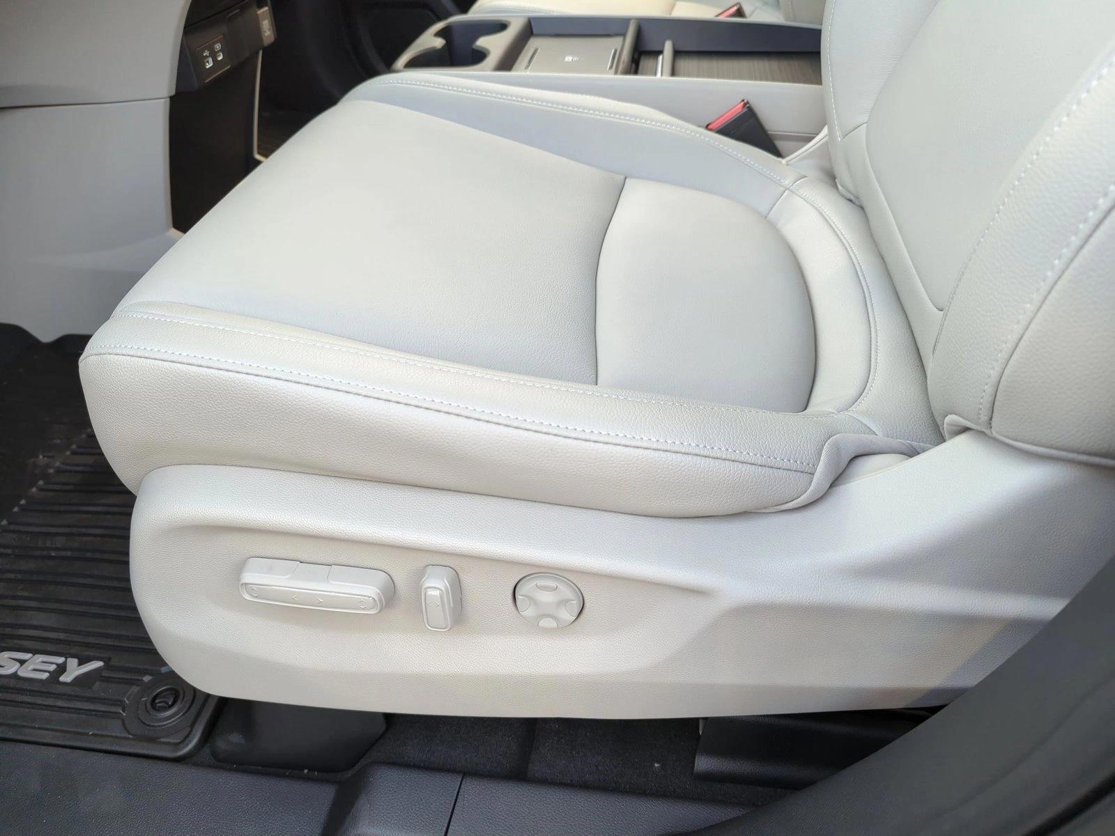 Thumbnail: 2026 Honda Odyssey - 5