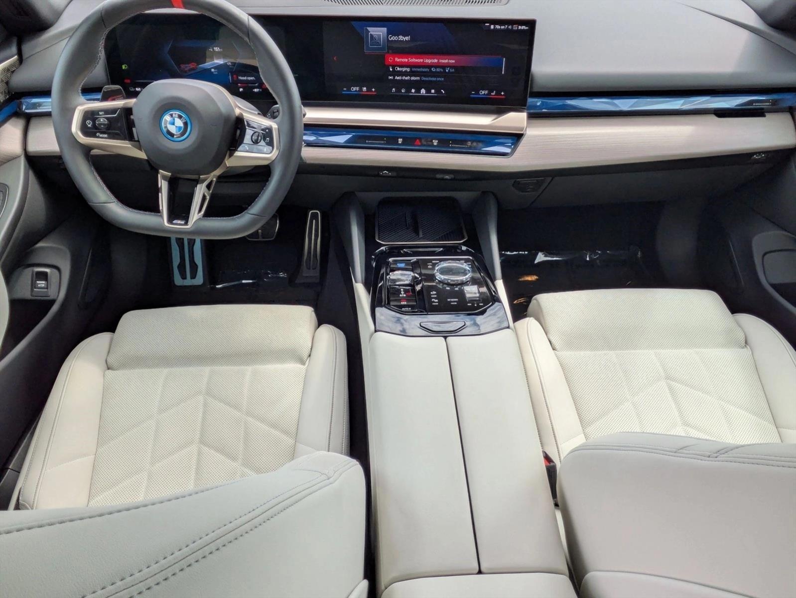 Thumbnail: 2025 BMW i5 - 4