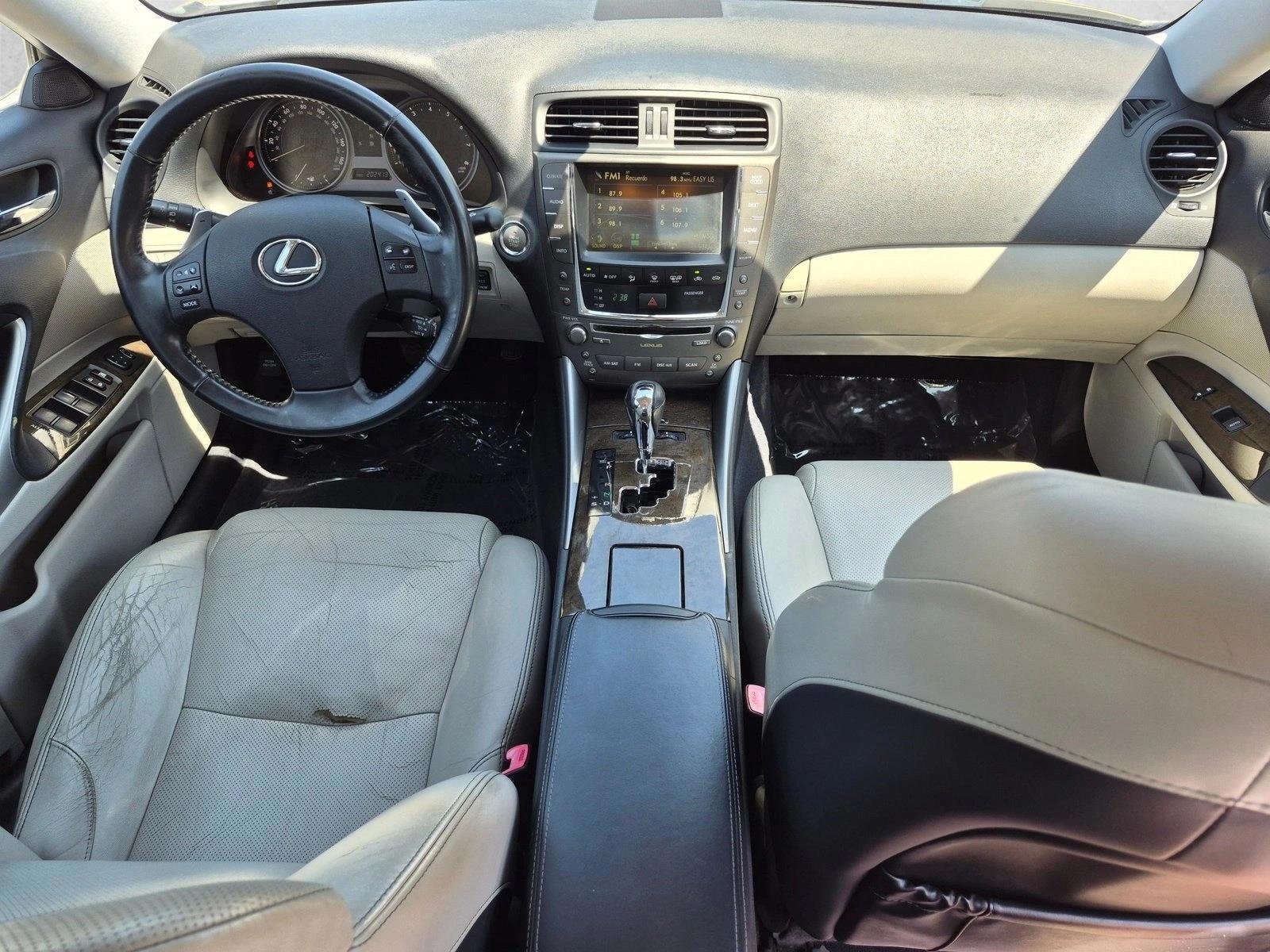 Thumbnail: 2009 Lexus IS - 3
