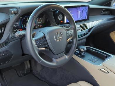 2024 Lexus LS