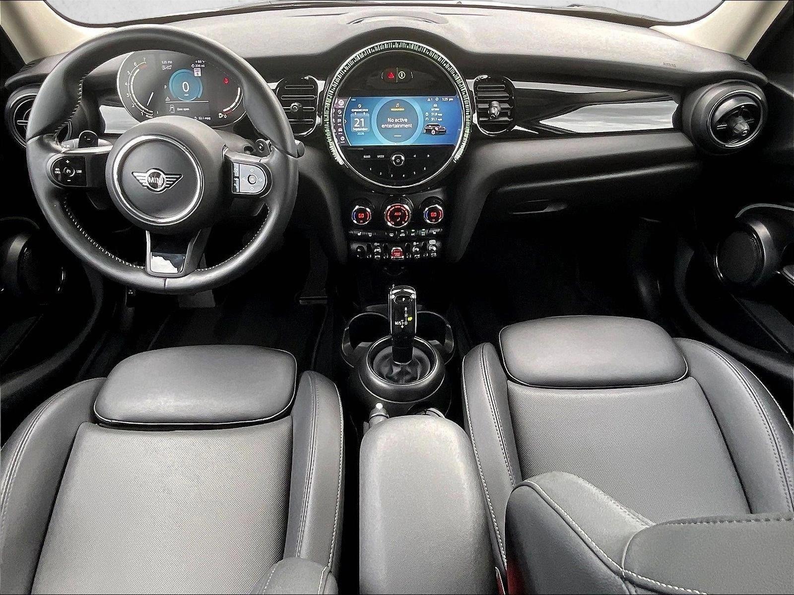 Thumbnail: 2023 MINI Cooper Hardtop - 4