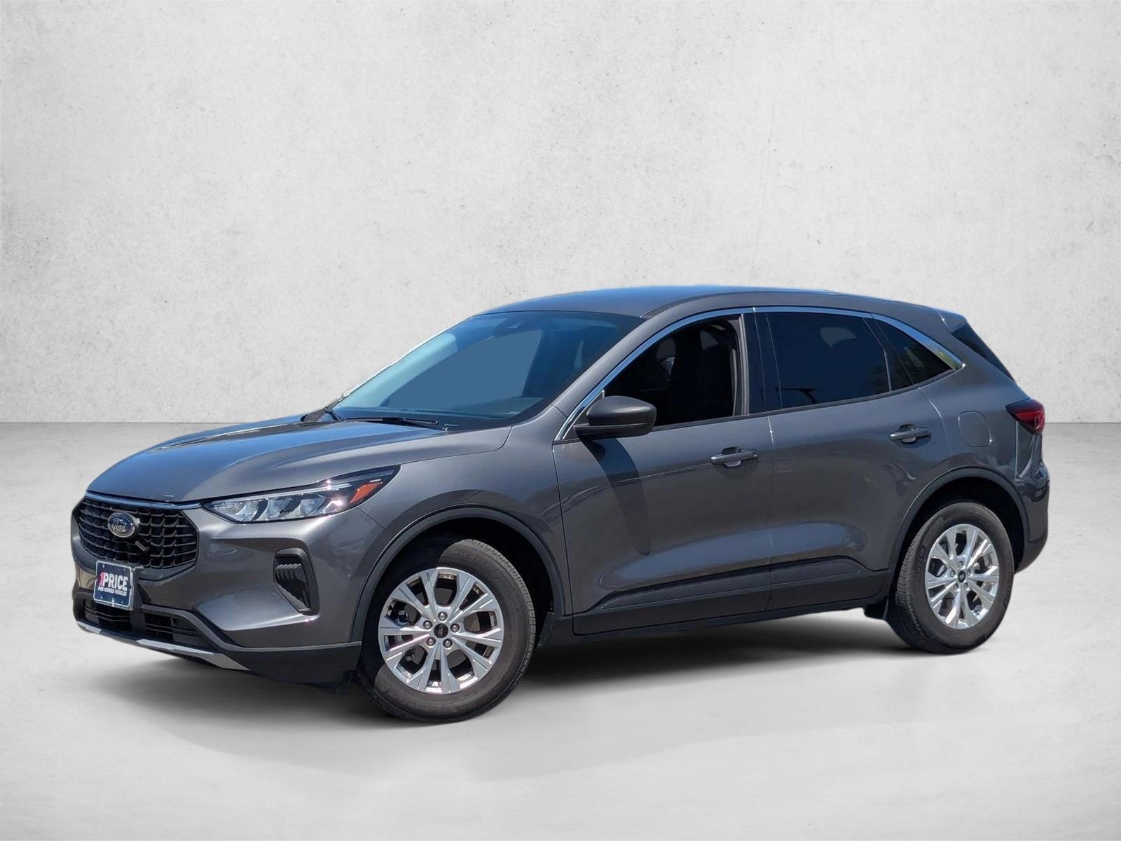 Thumbnail: 2023 Ford Escape - 1