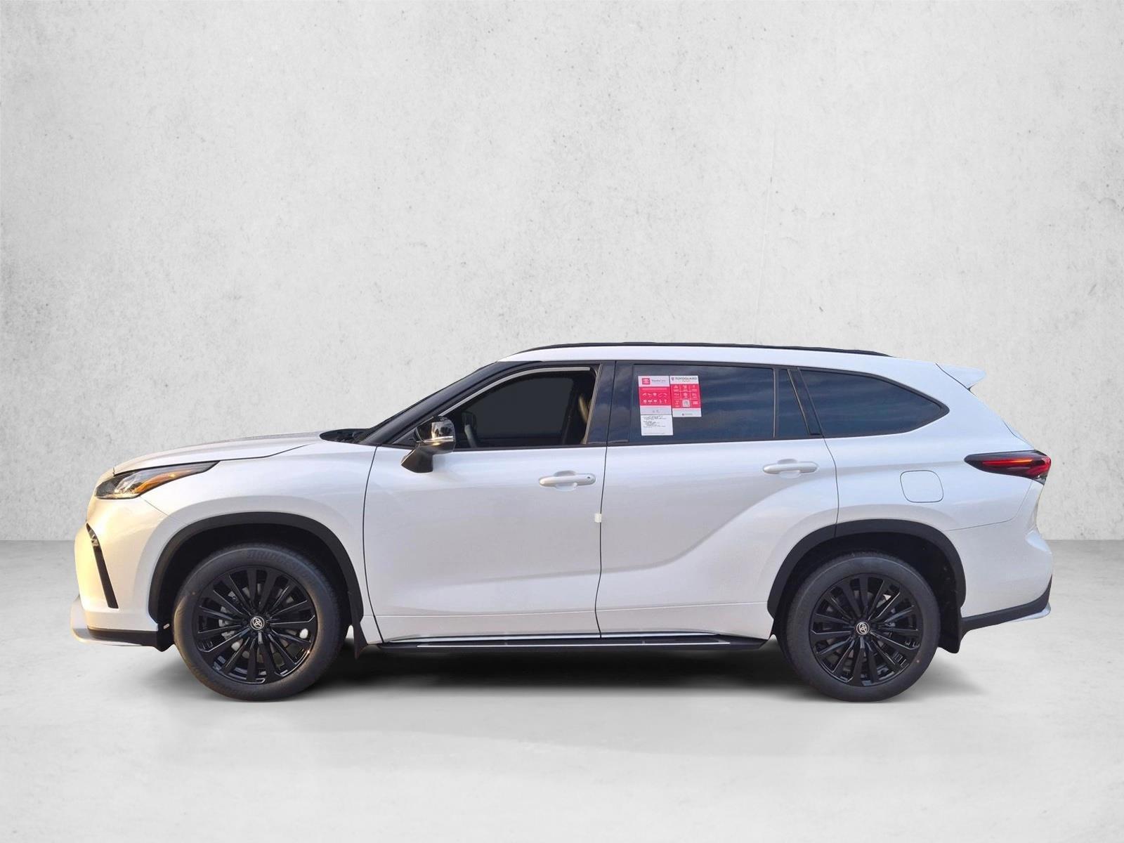 Thumbnail: 2026 Toyota Highlander - 2