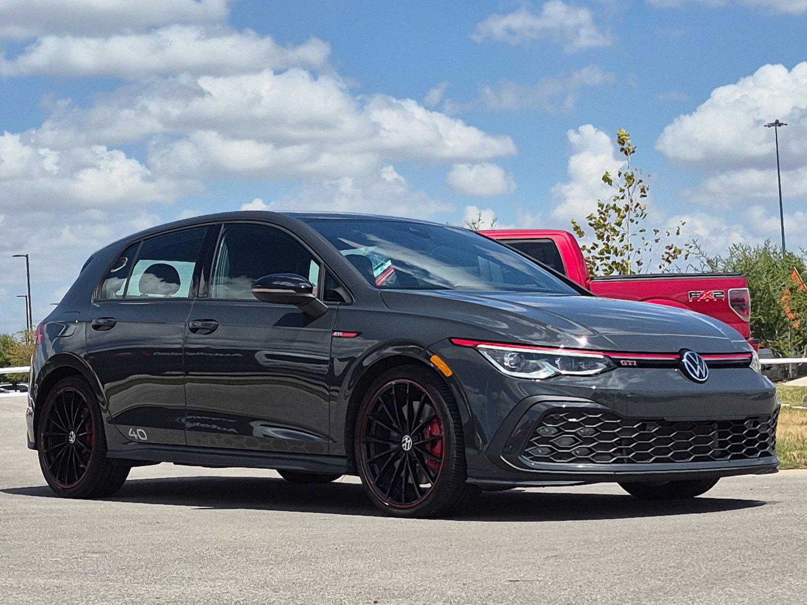 2023 Volkswagen VolkswagenGolf, photo 3