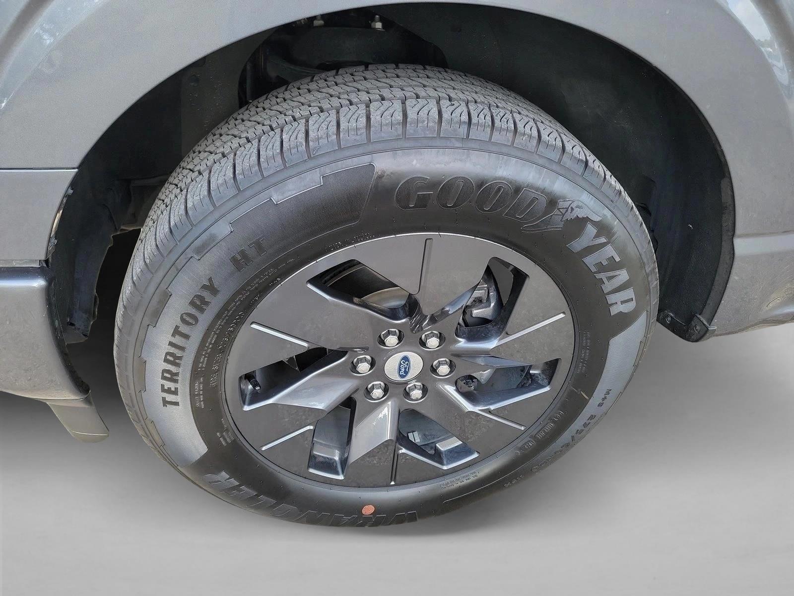 2025 Ford F-150 STX - Photo 9