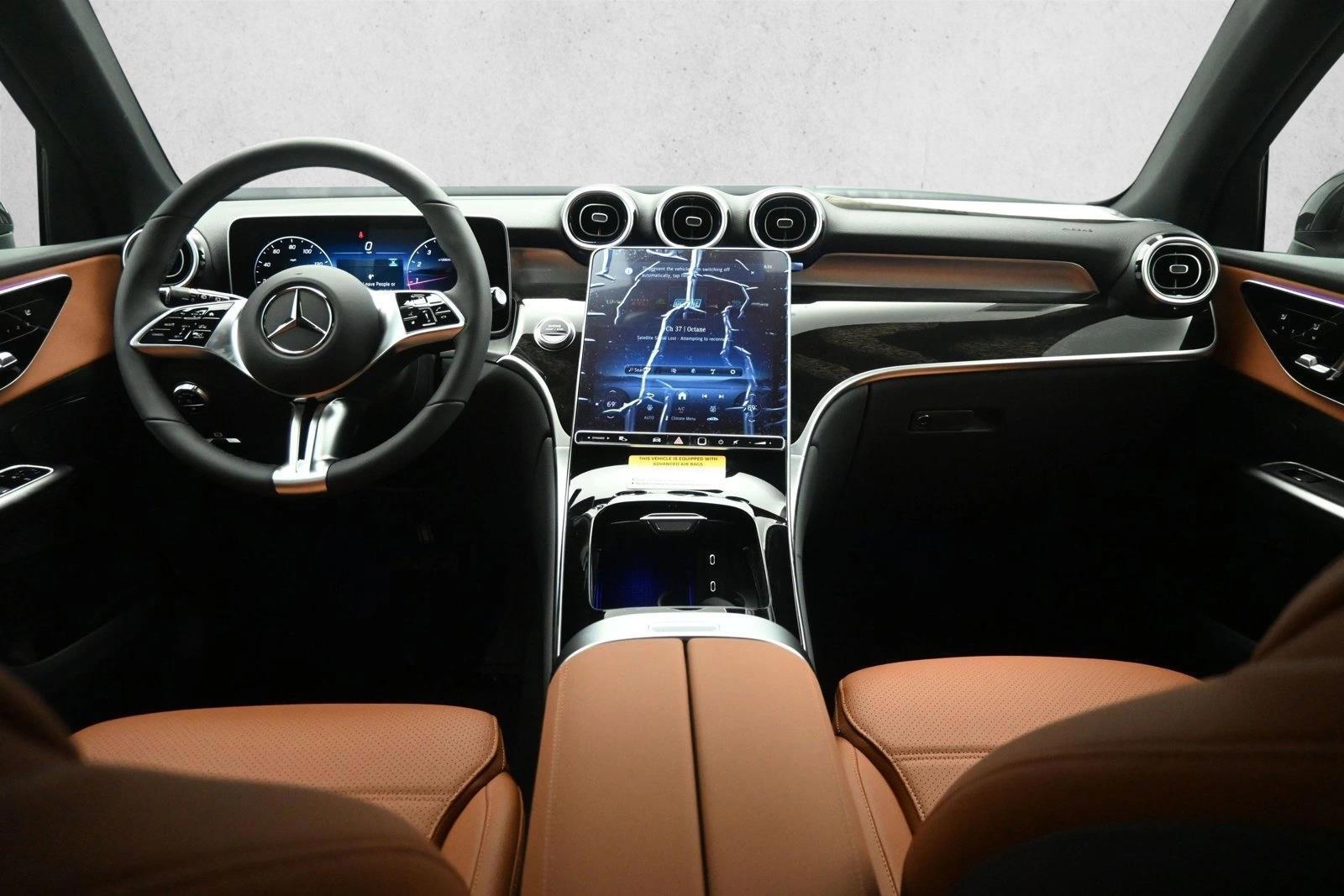 Thumbnail: 2026 Mercedes-Benz GLC - 3