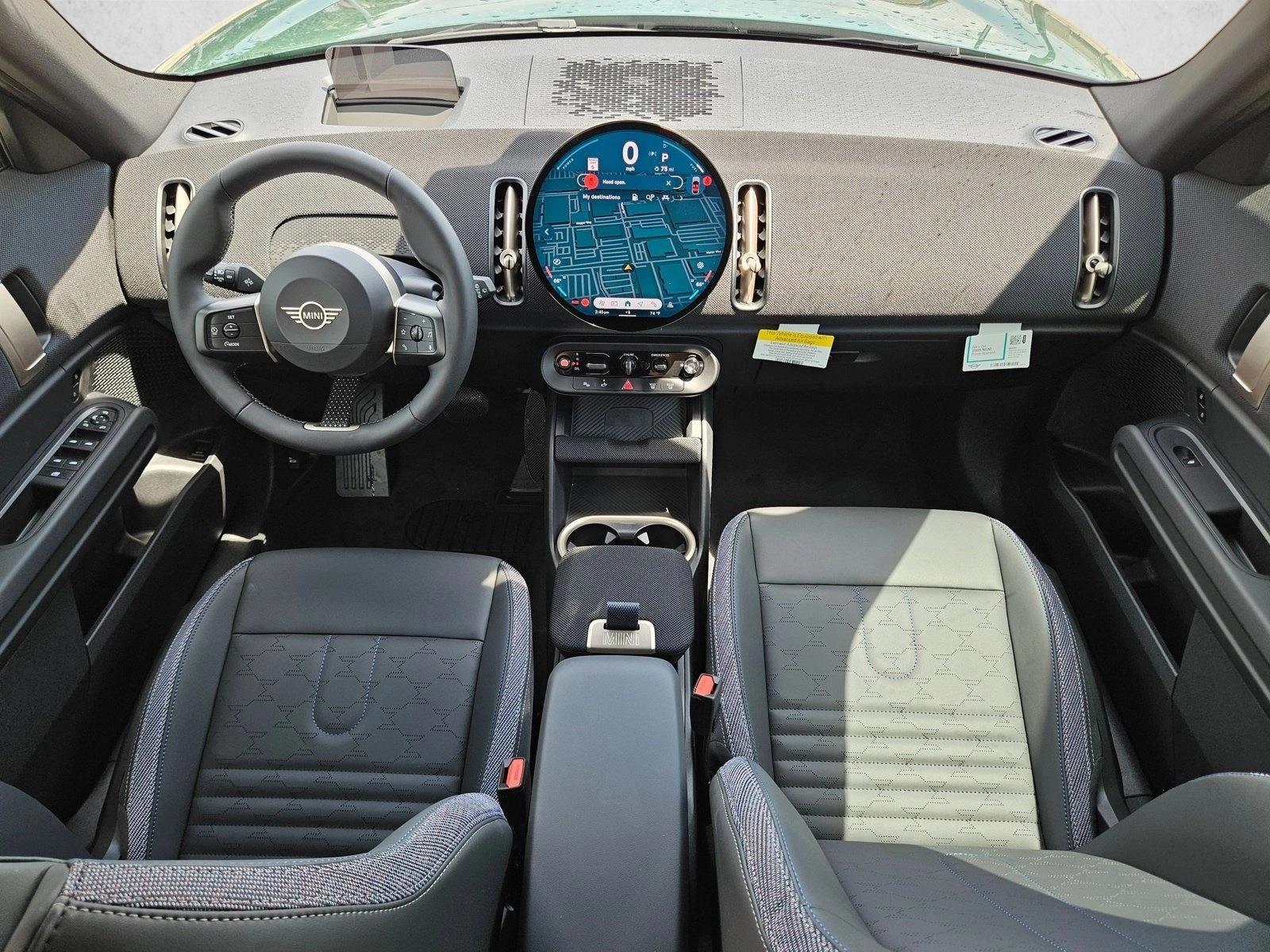 Thumbnail: 2027 MINI Cooper Countryman - 3