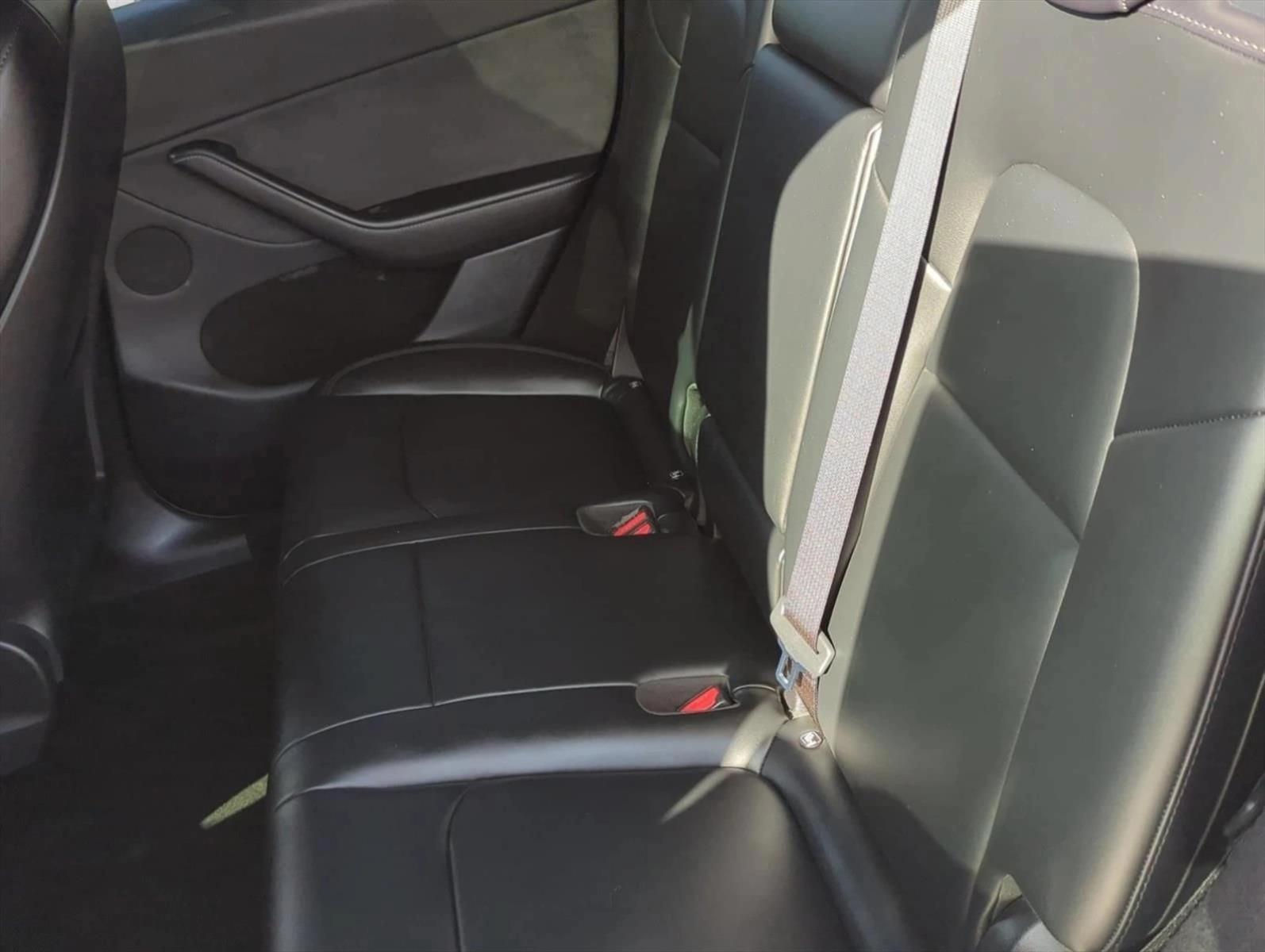 2023 Tesla Model Y Long Range - Photo 21