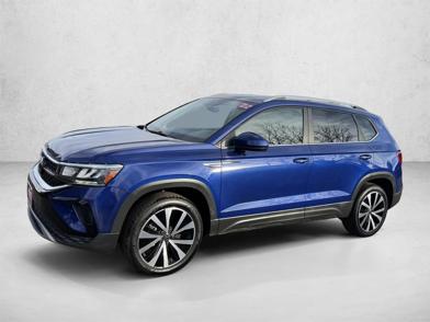 2022 Volkswagen Taos SE -
                  Centennial, CO