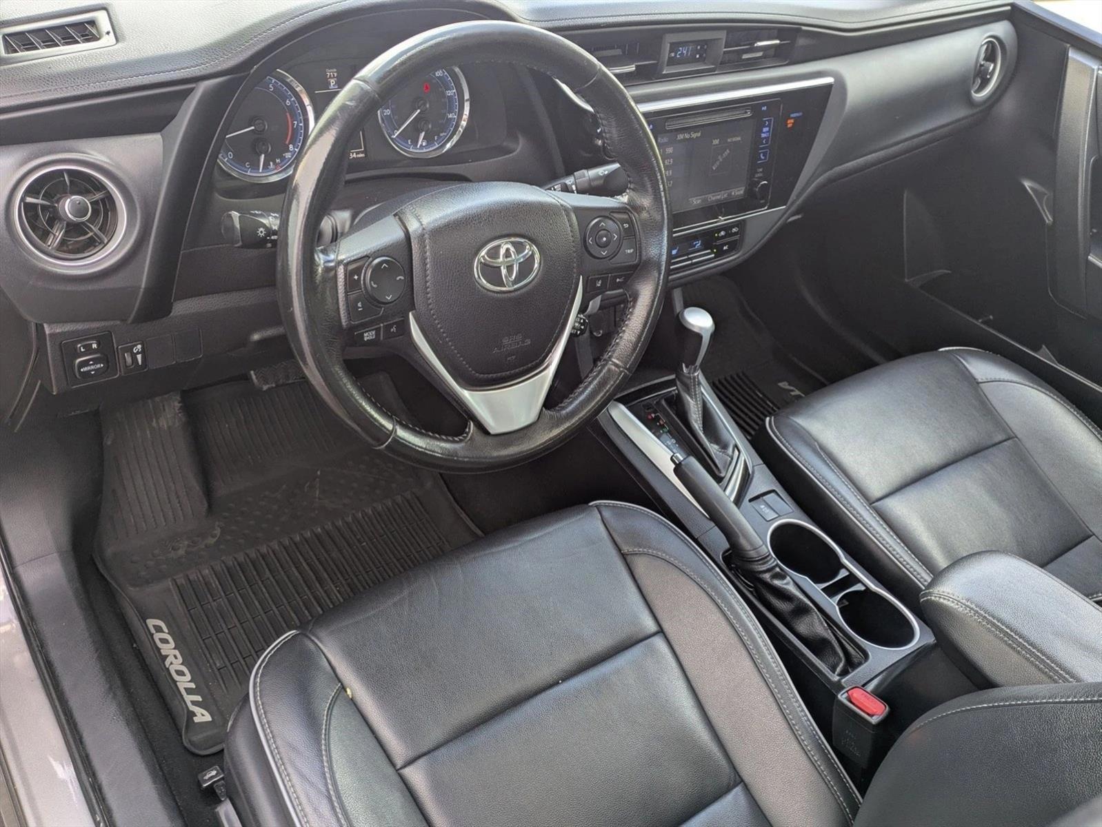 Thumbnail: 2018 Toyota Corolla - 3