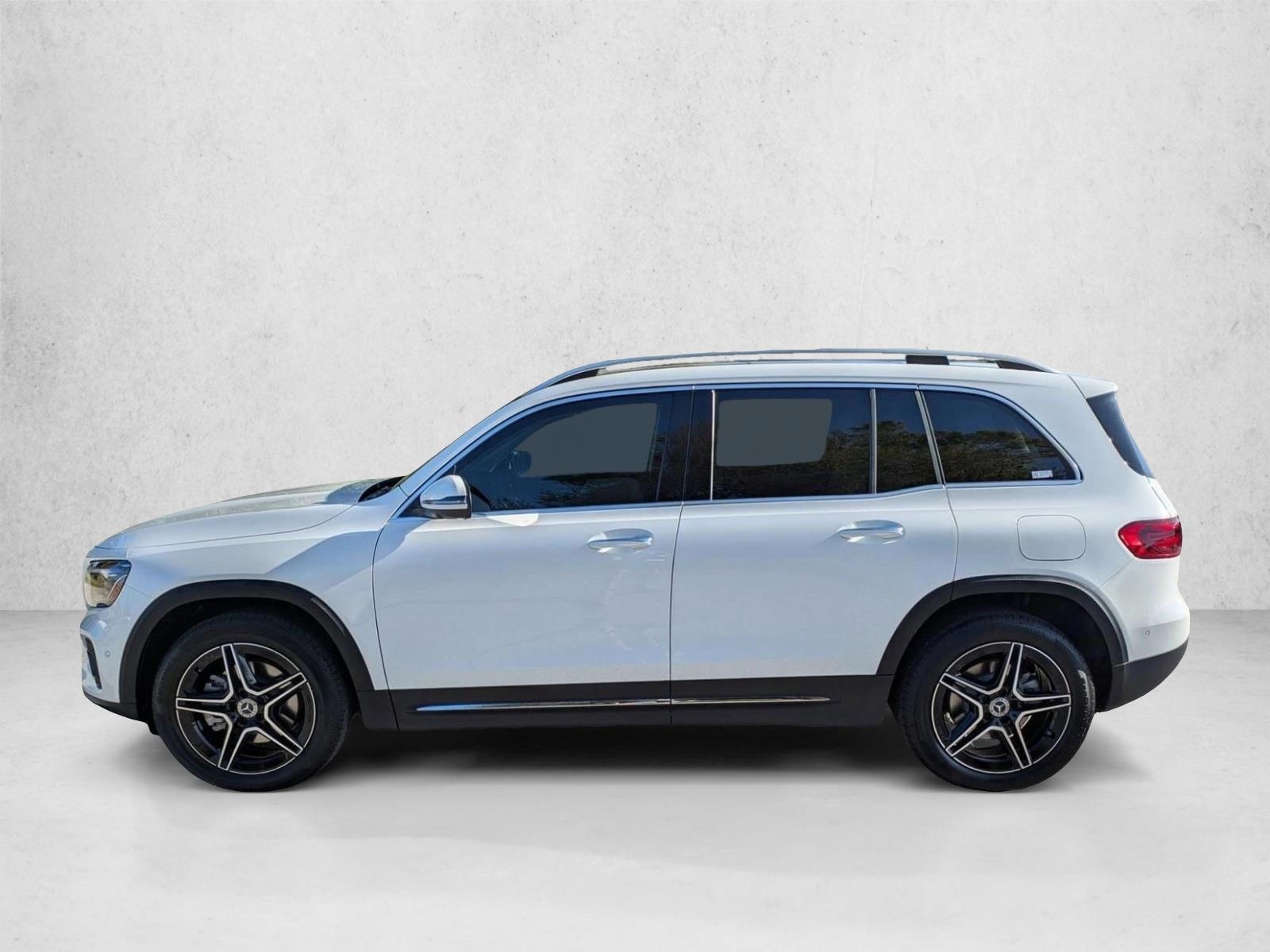 Thumbnail: 2026 Mercedes-Benz GLB - 2