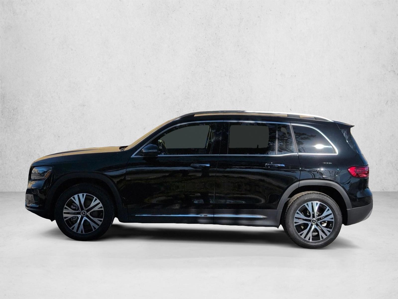 Thumbnail: 2025 Mercedes-Benz GLB - 2