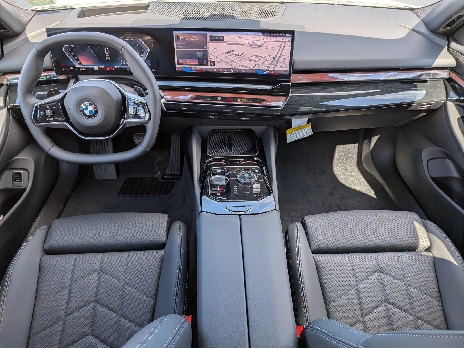 Thumbnail: 2027 BMW 5 Series - 4