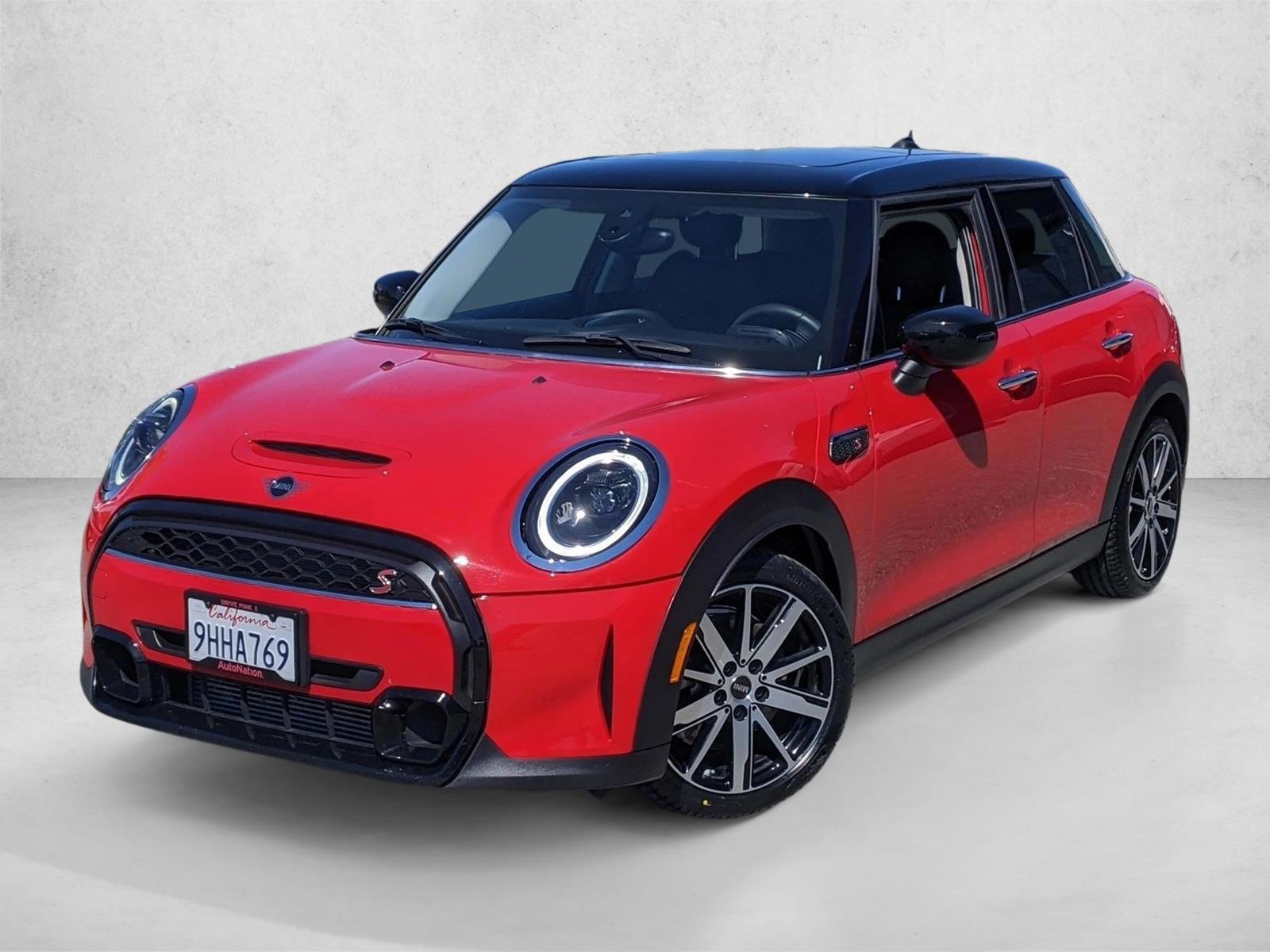 Thumbnail: 2024 MINI Cooper Hardtop - 1