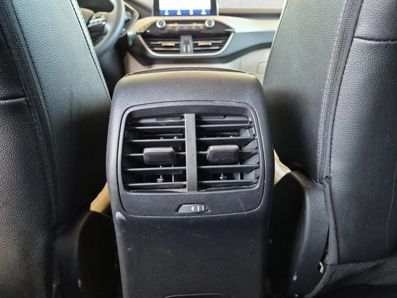 2022 Ford Escape SEL - Photo 16