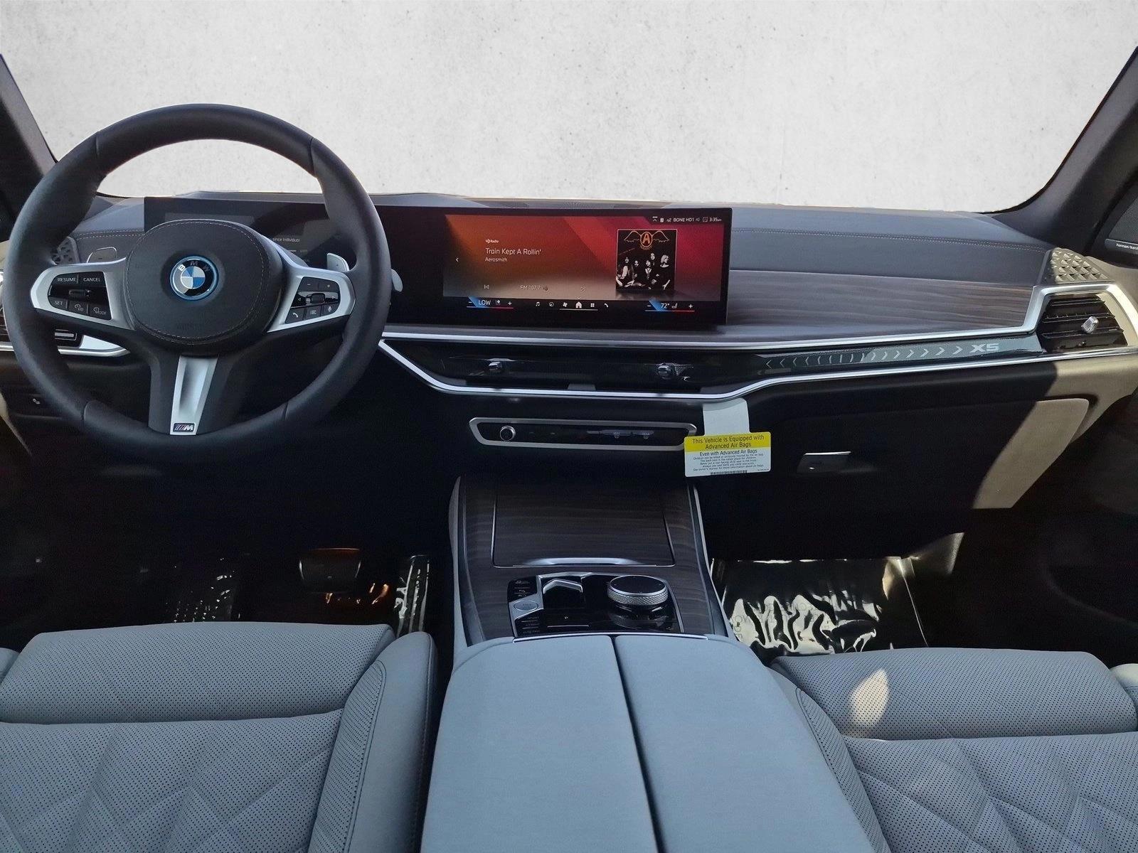 Thumbnail: 2026 BMW X5 - 3