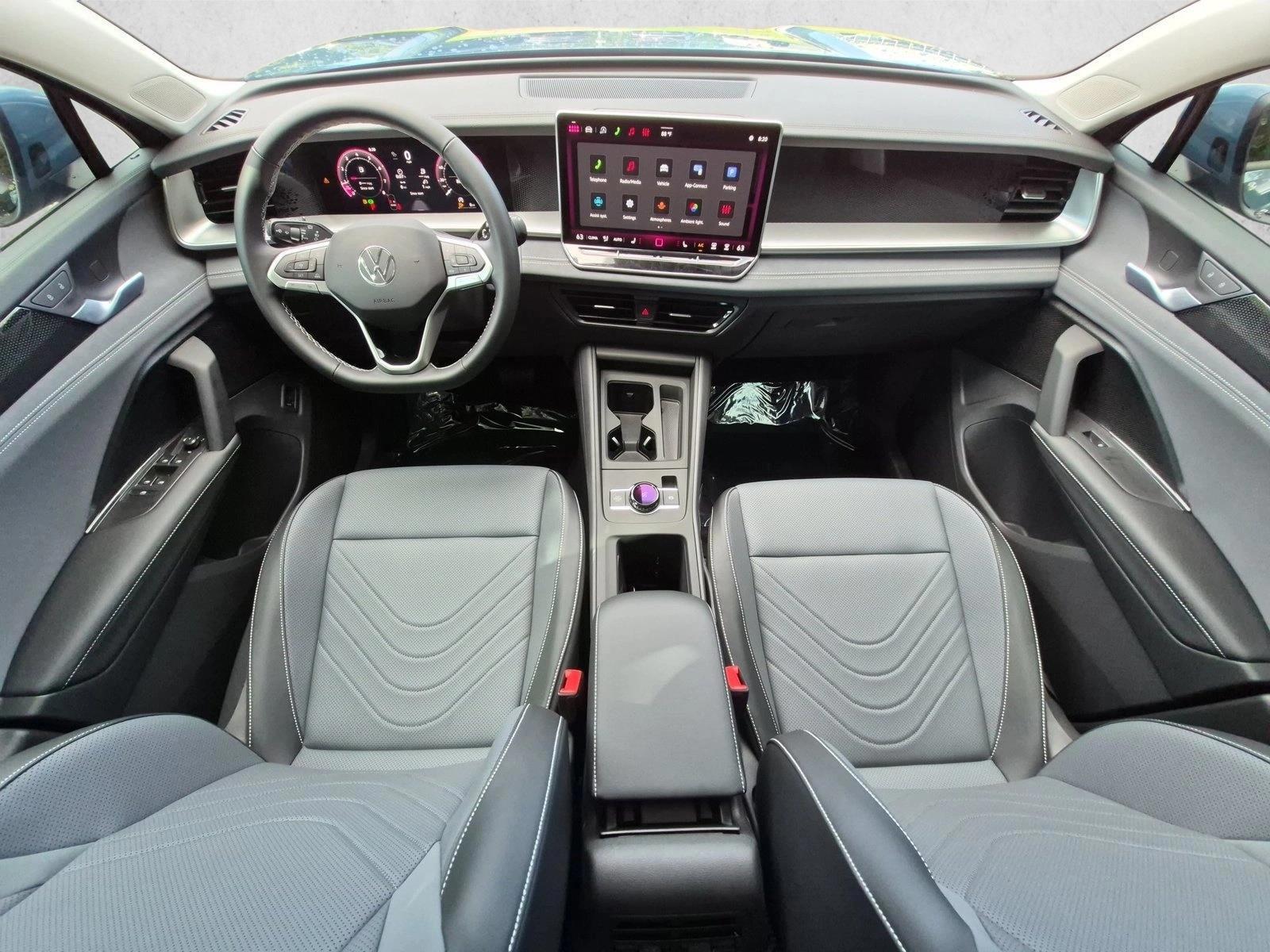 Thumbnail: 2026 Volkswagen Tiguan - 3